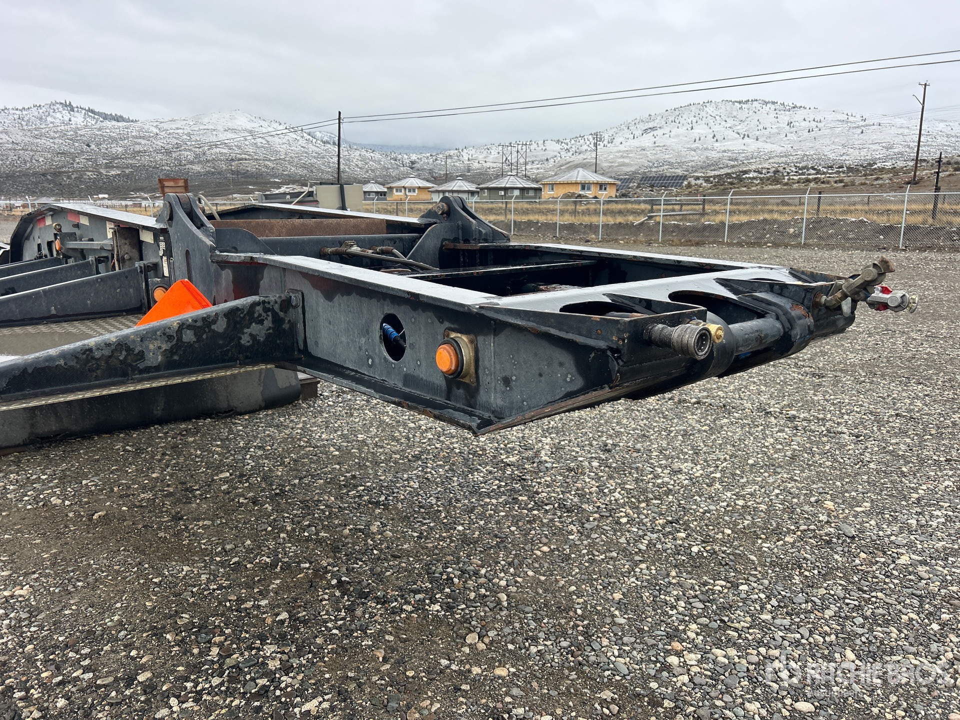 2013 Aspen 55 ton Tri/A Removable Gooseneck