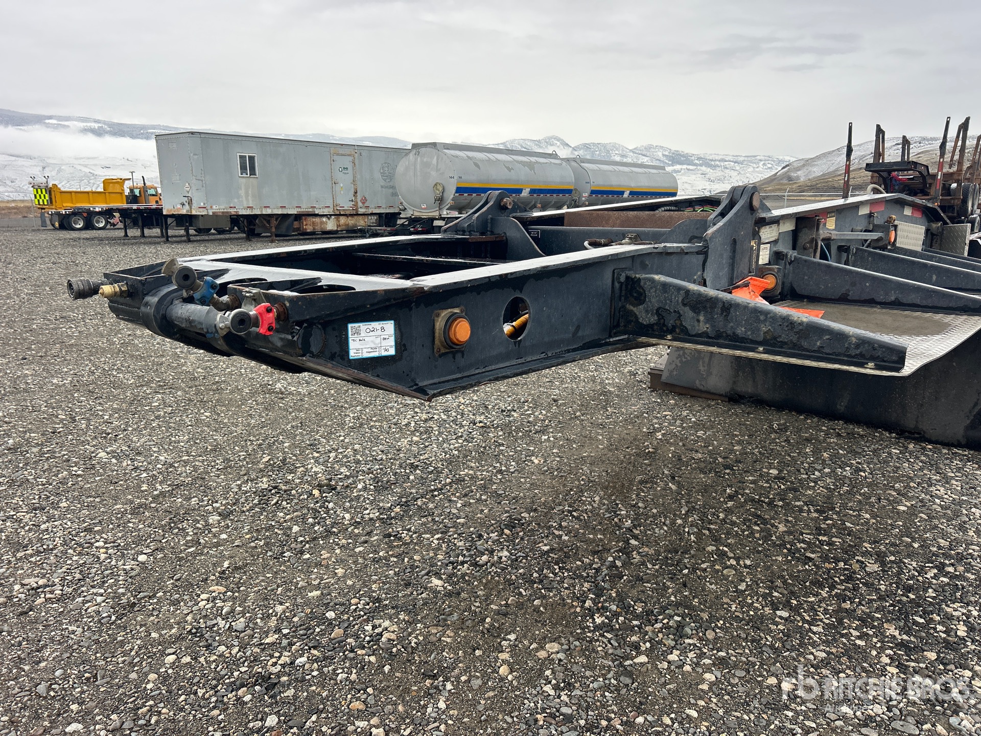 2013 Aspen 55 ton Tri/A Removable Gooseneck