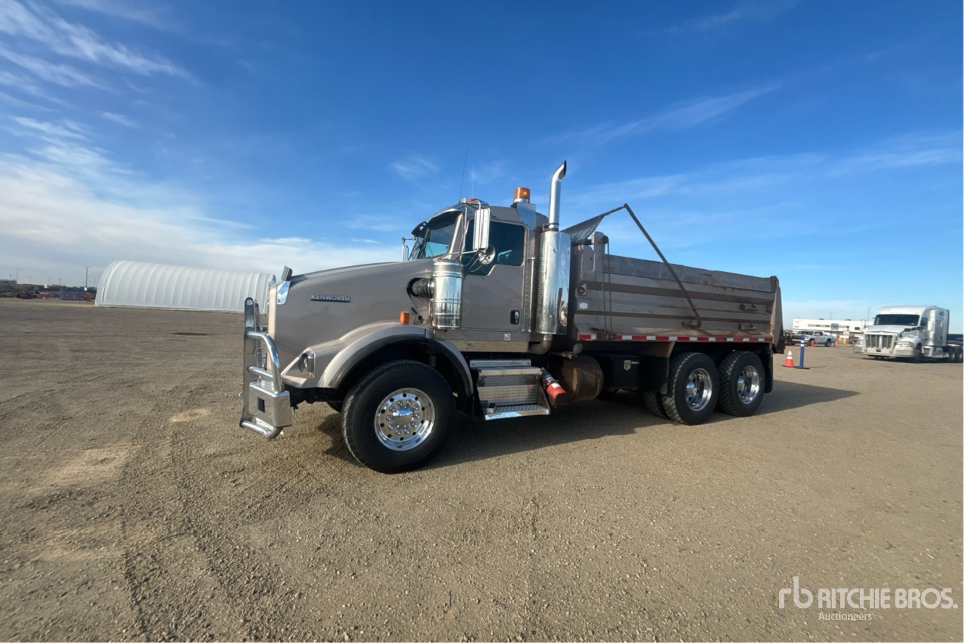 2007 Kenworth T800B