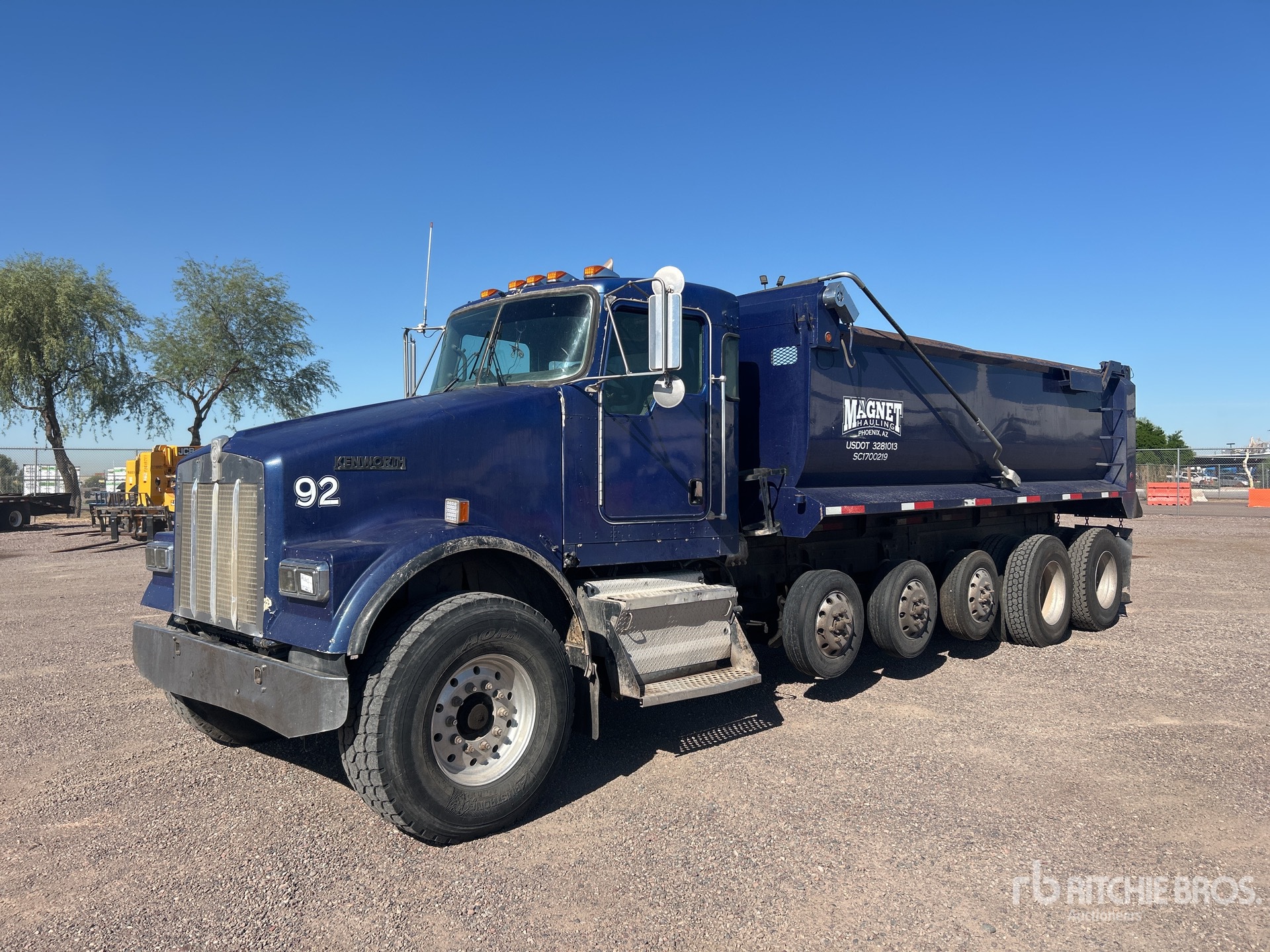 Photo of 2007 Kenworth W900