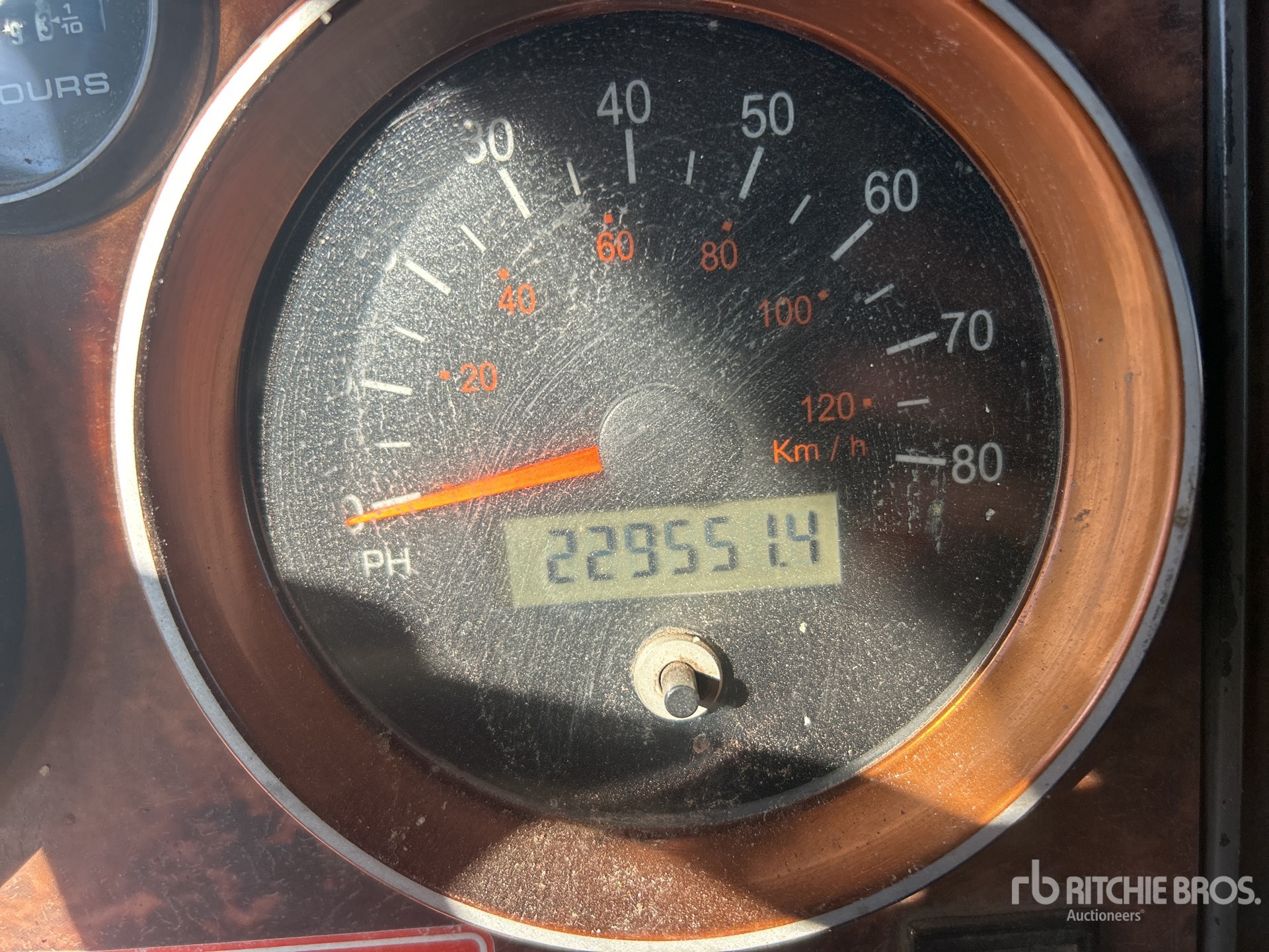 2004 Kenworth T800