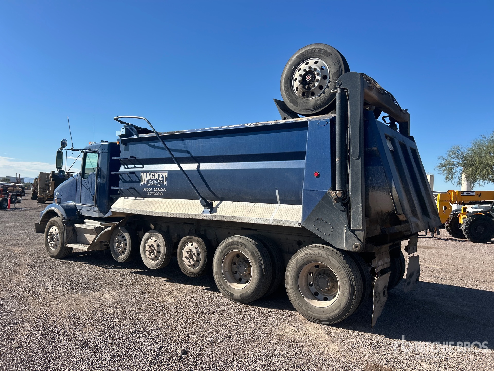 2005 Kenworth T800