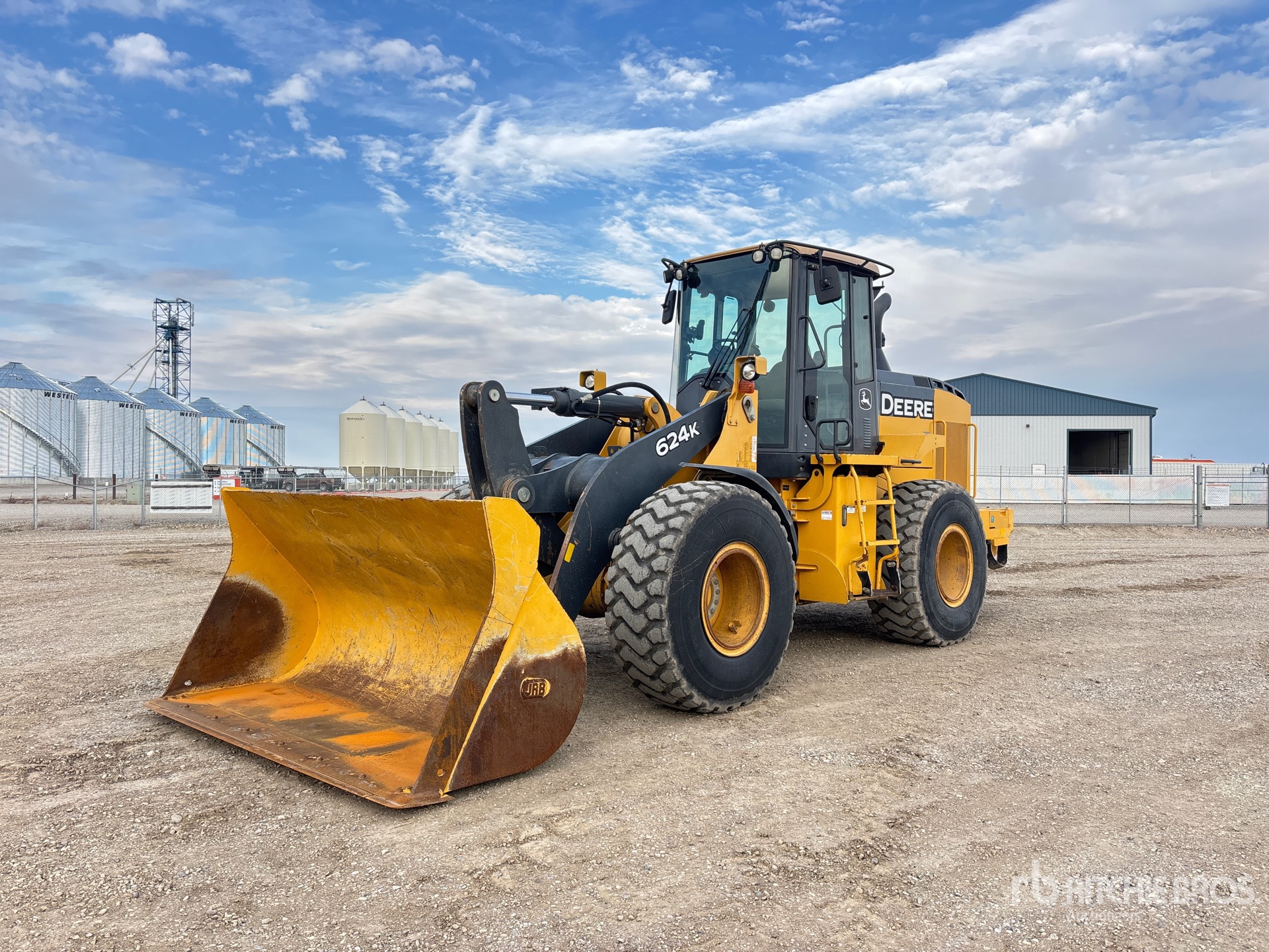 Photo of 2014 John Deere 624 K