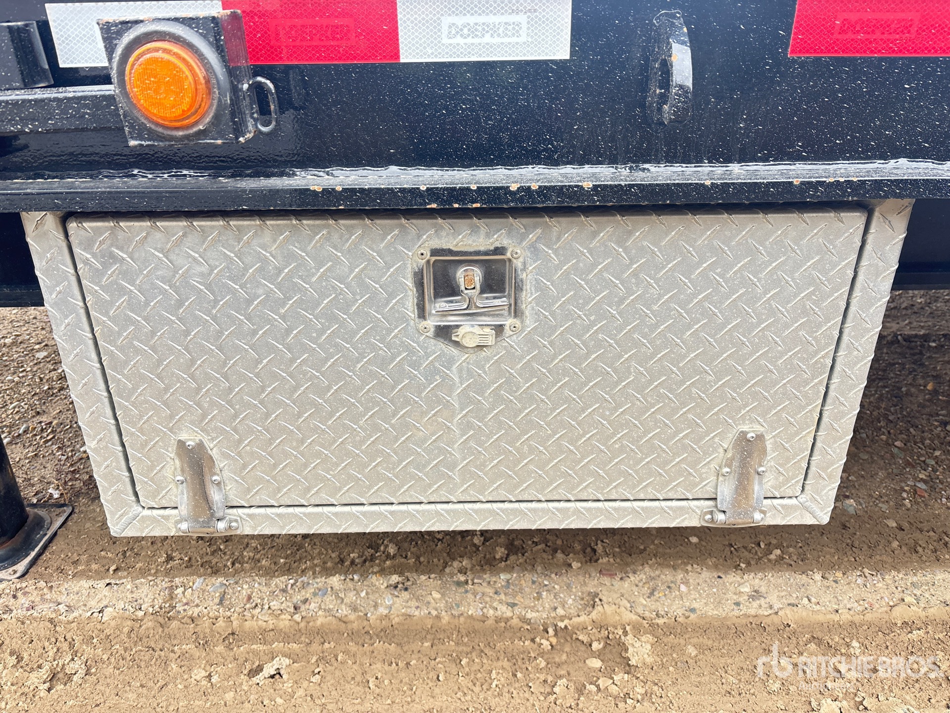 2023 Doepker RT25174-S