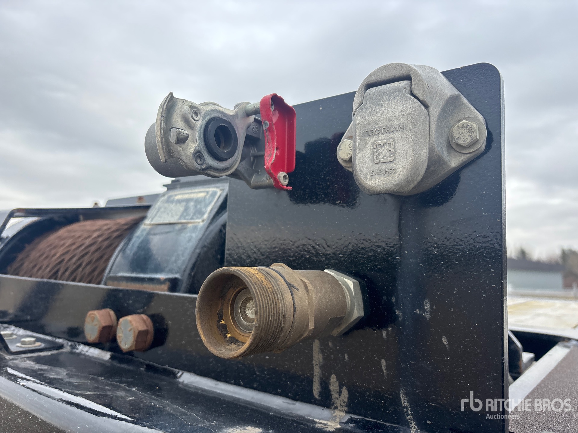 2023 Doepker RT25174-S
