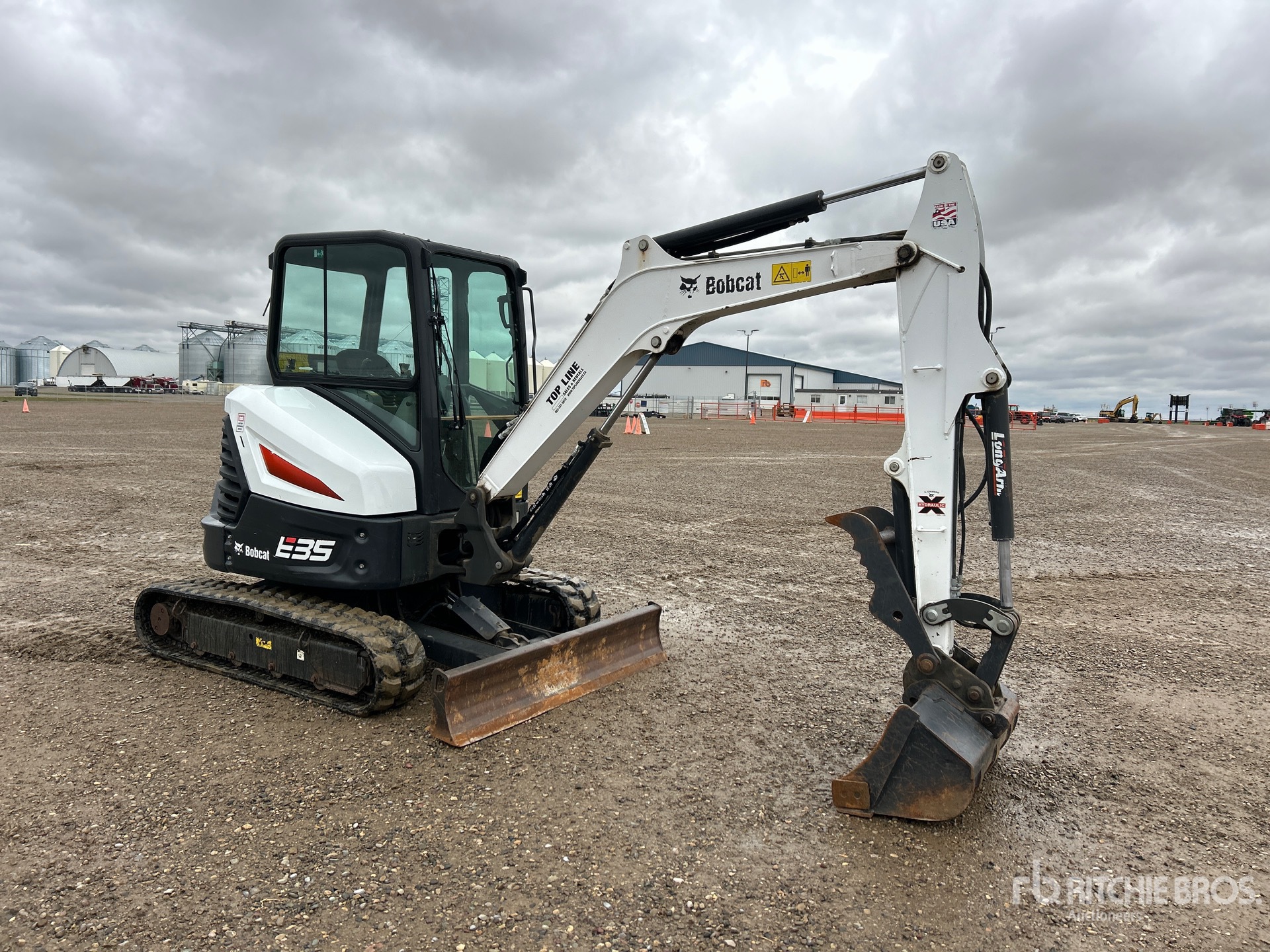 2018 Bobcat E35I
