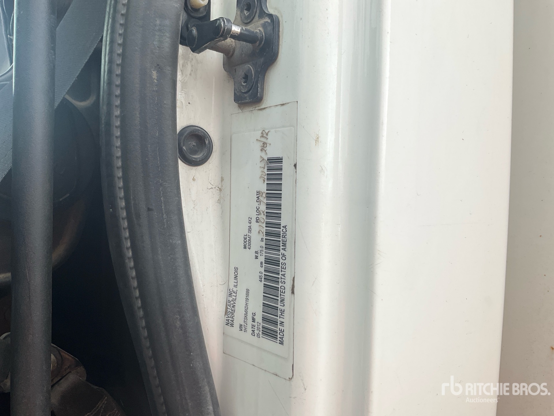 2013 International 4300M7 SBA