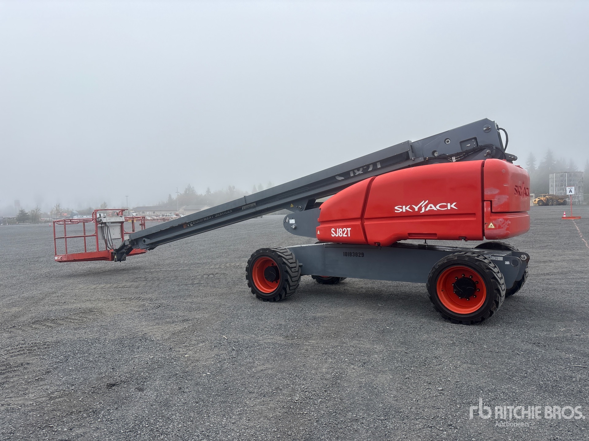 2016 Skyjack SJ82T