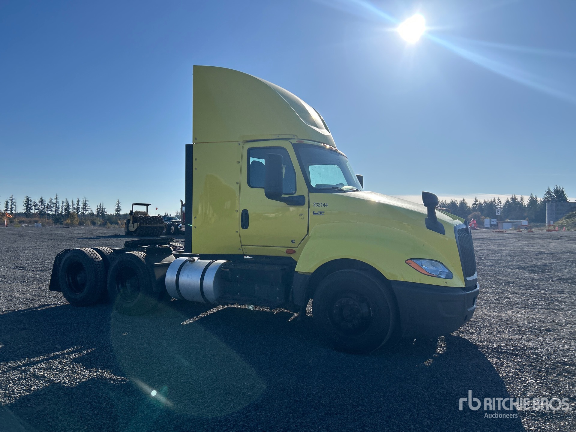 2023 International LT625