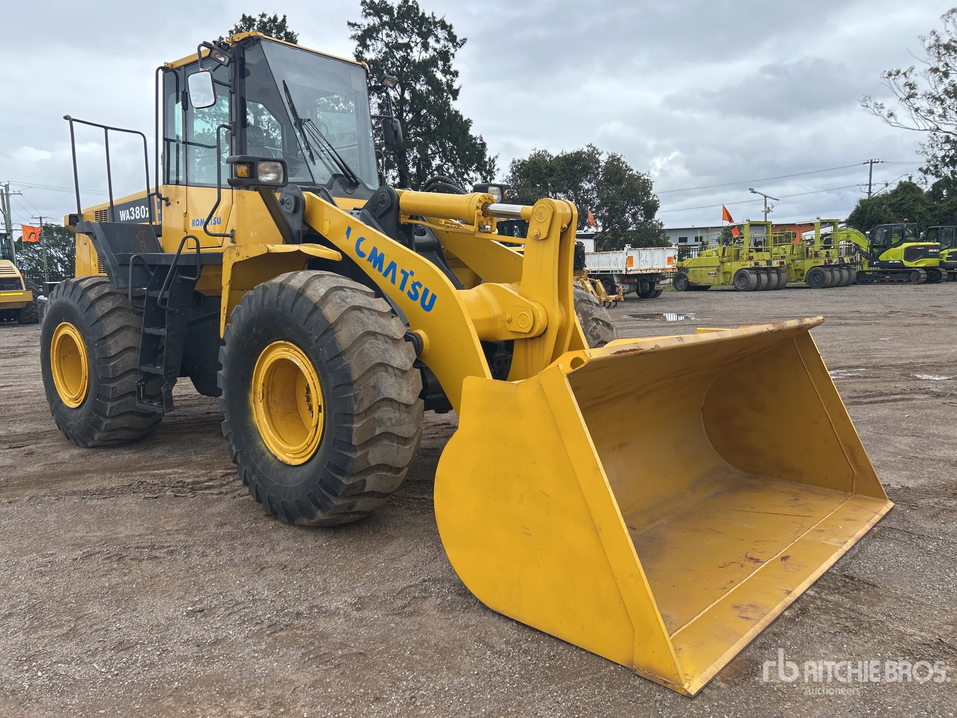 2012 Komatsu WA380Z-6