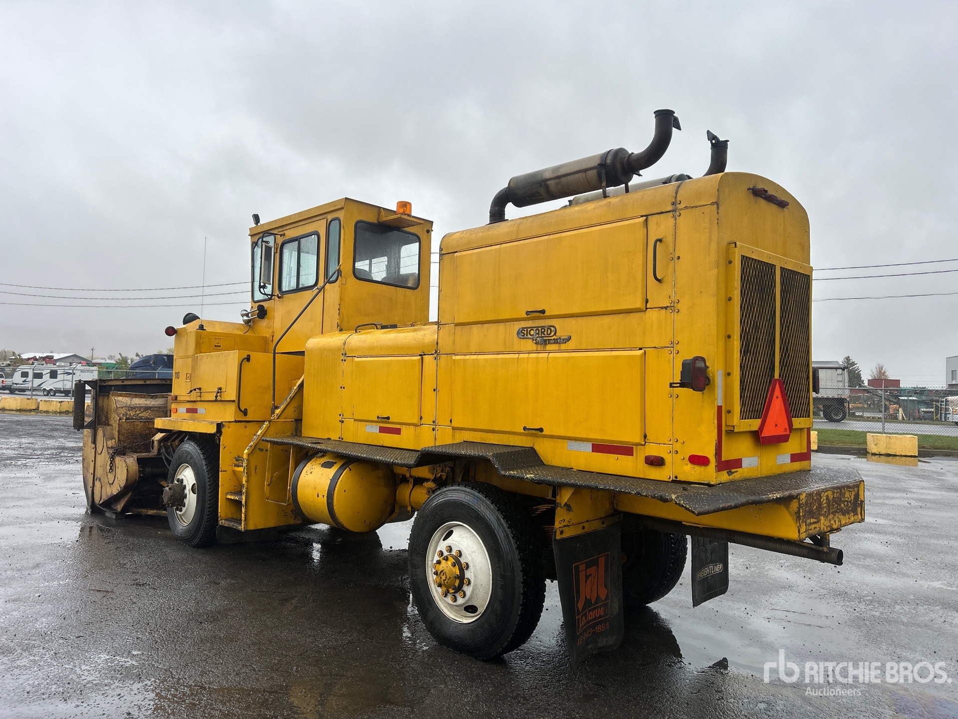 1992 Sicard 7 FT 6 IN