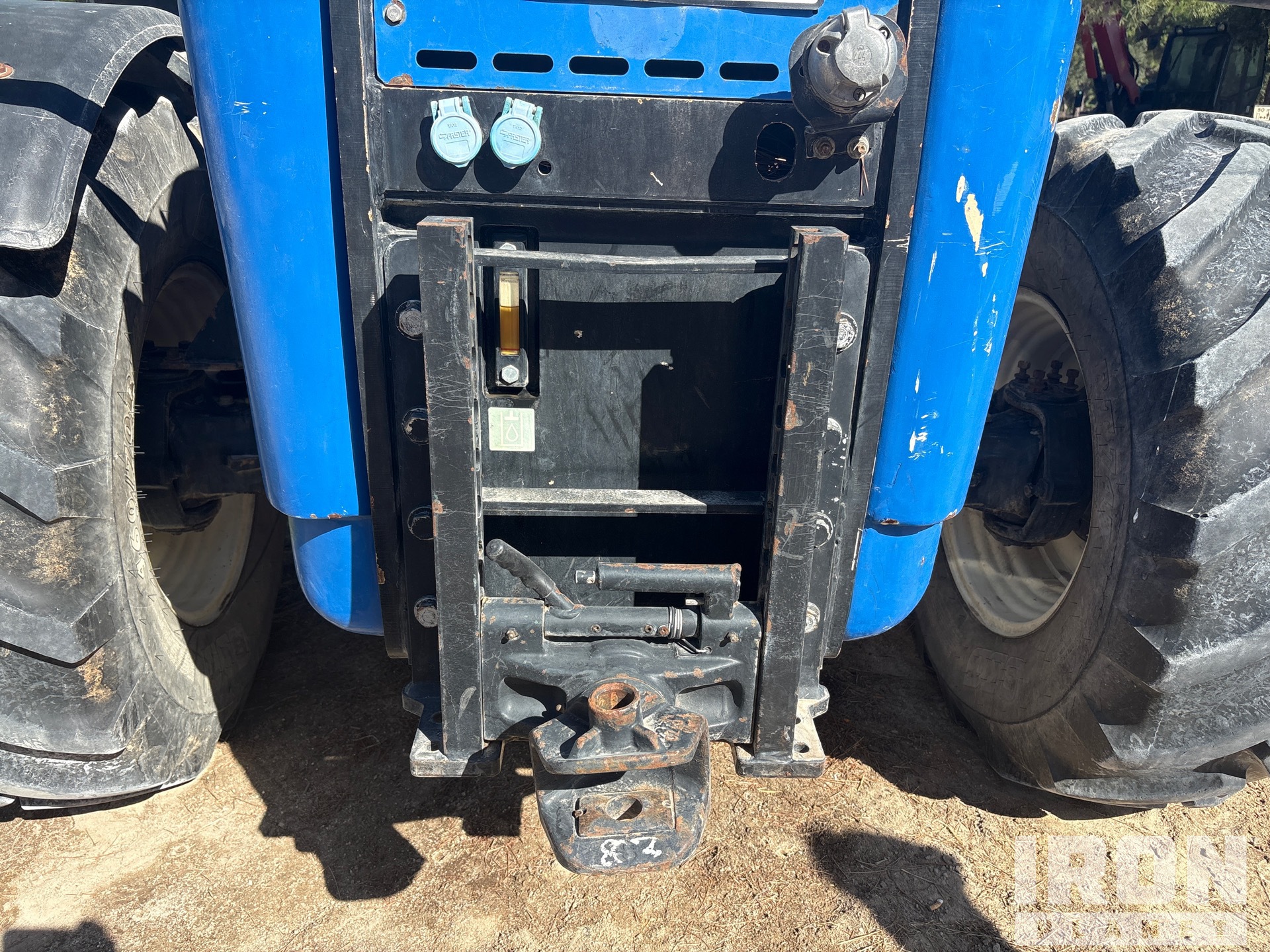 2011 New Holland LM 5060