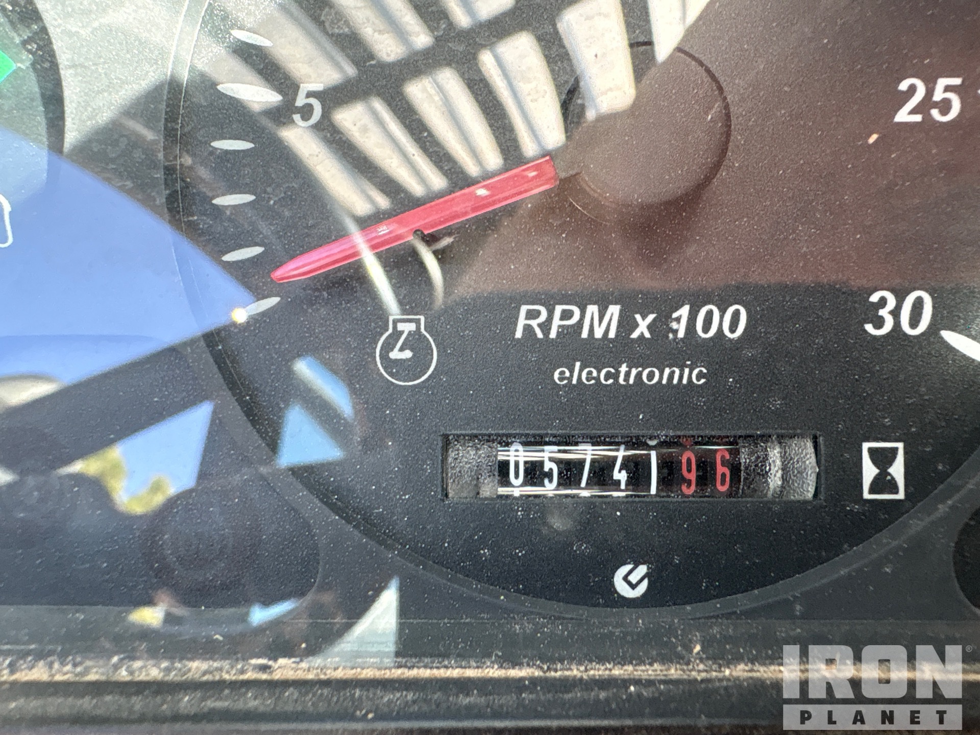 2011 New Holland LM 5060