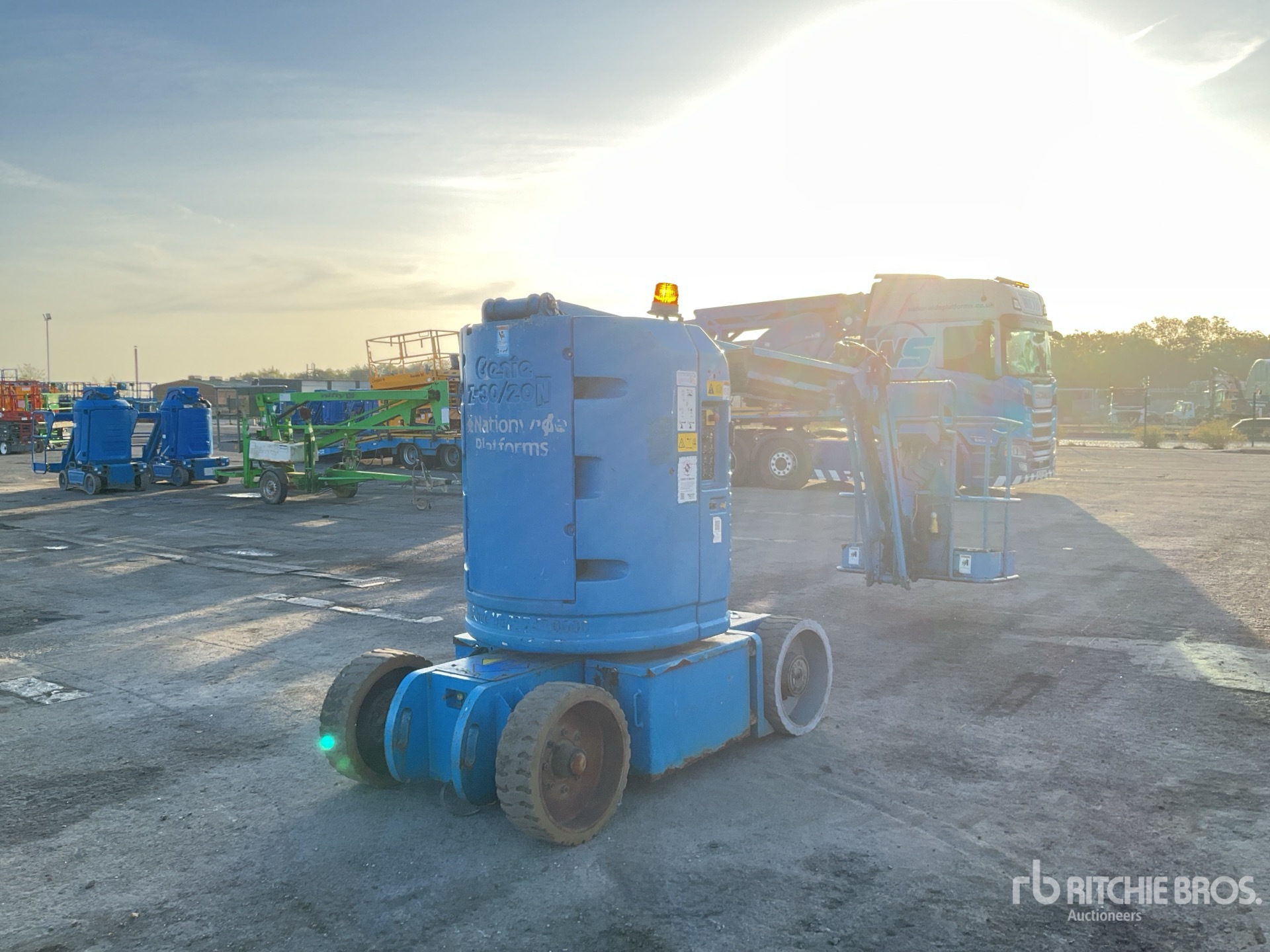 2012 Genie Z-30/20N RJ