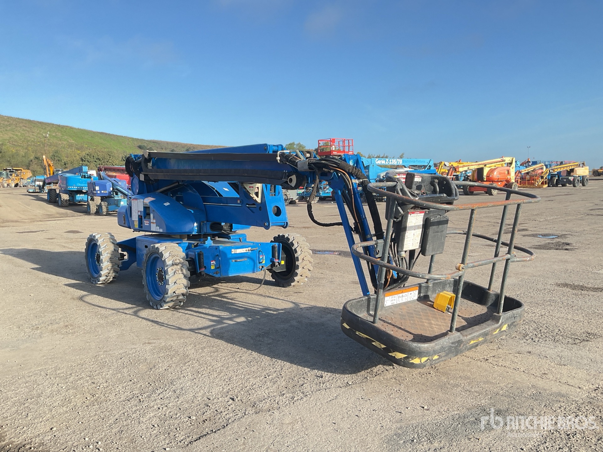 2016 Niftylift HR21