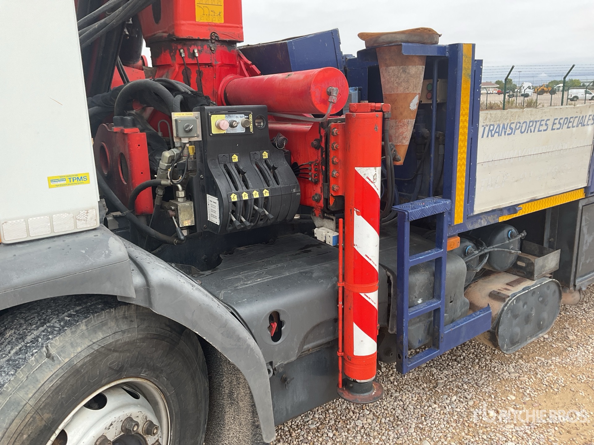 2006 Renault 385.26
