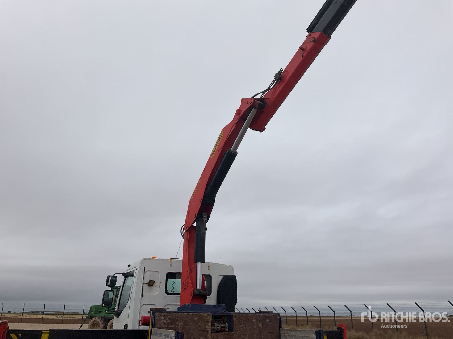 2006 Renault 385.26