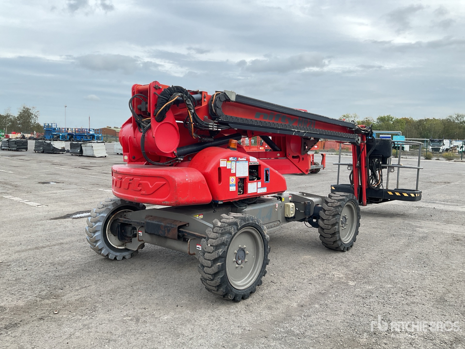 2013 Niftylift HR21