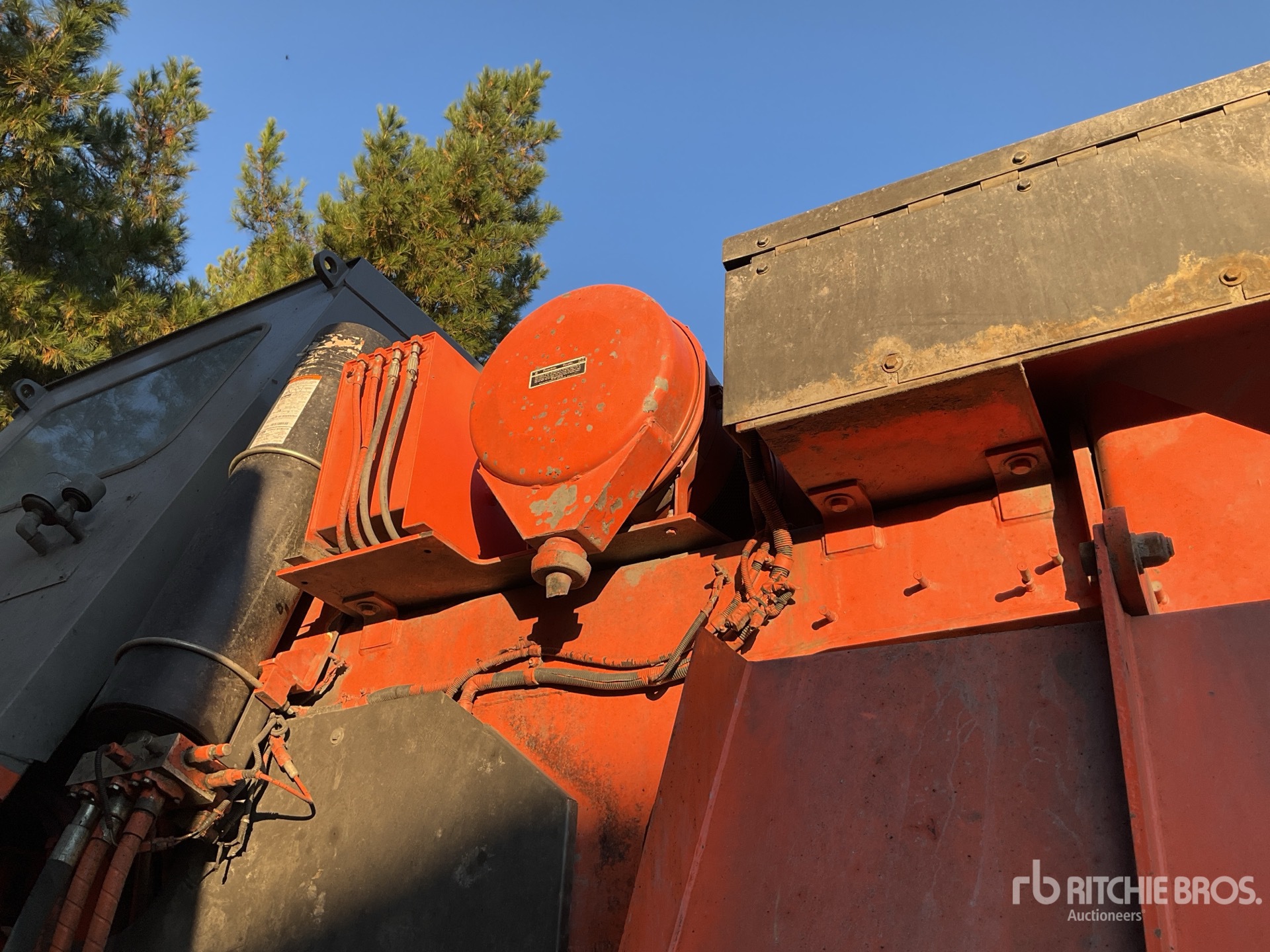 2004 Hitachi EH1100-3