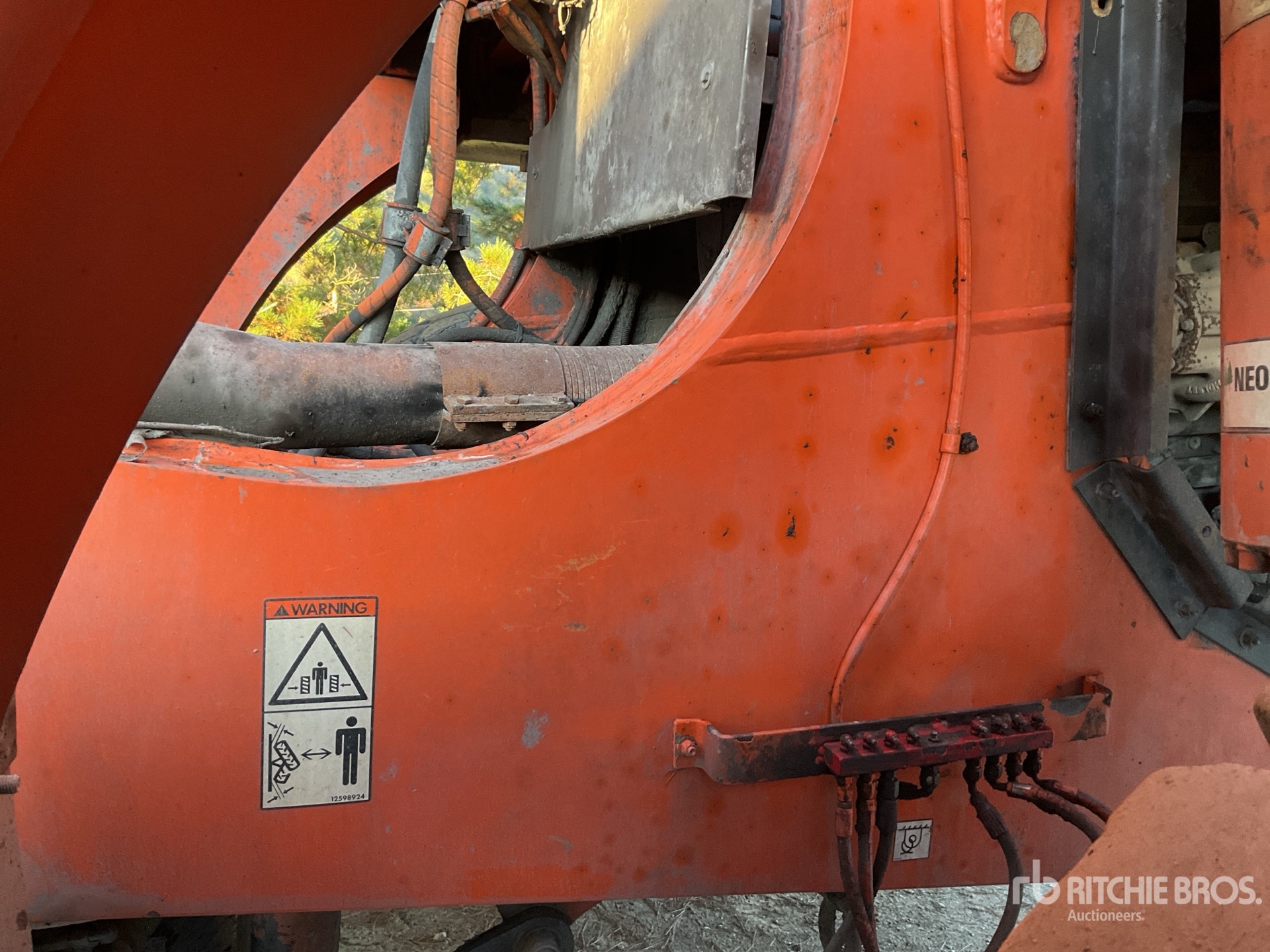 2004 Hitachi EH1100-3
