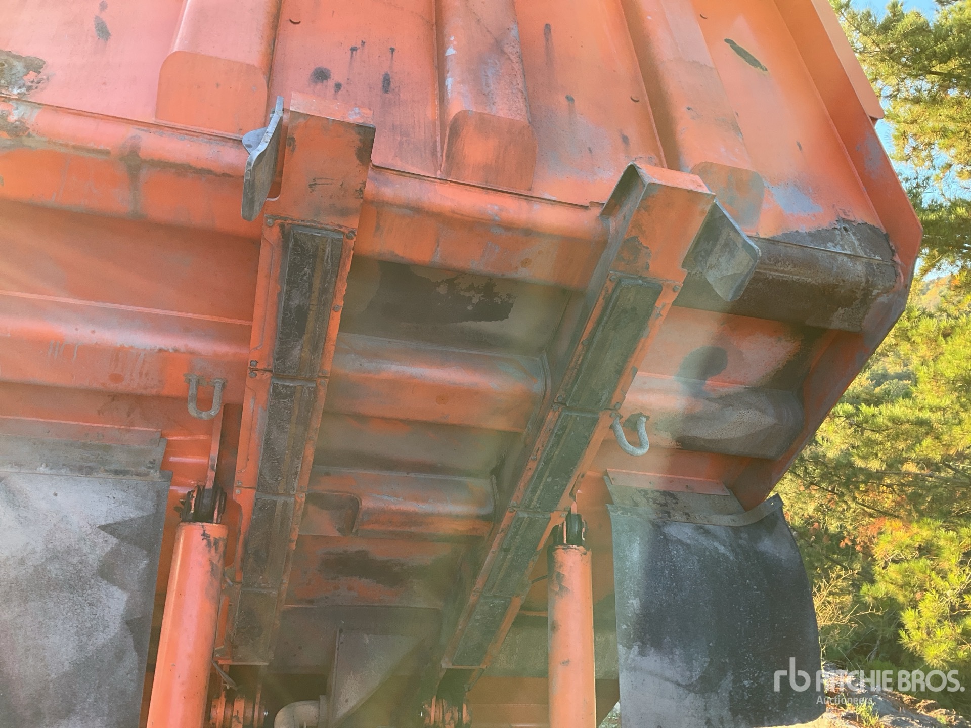 2004 Hitachi EH1100-3