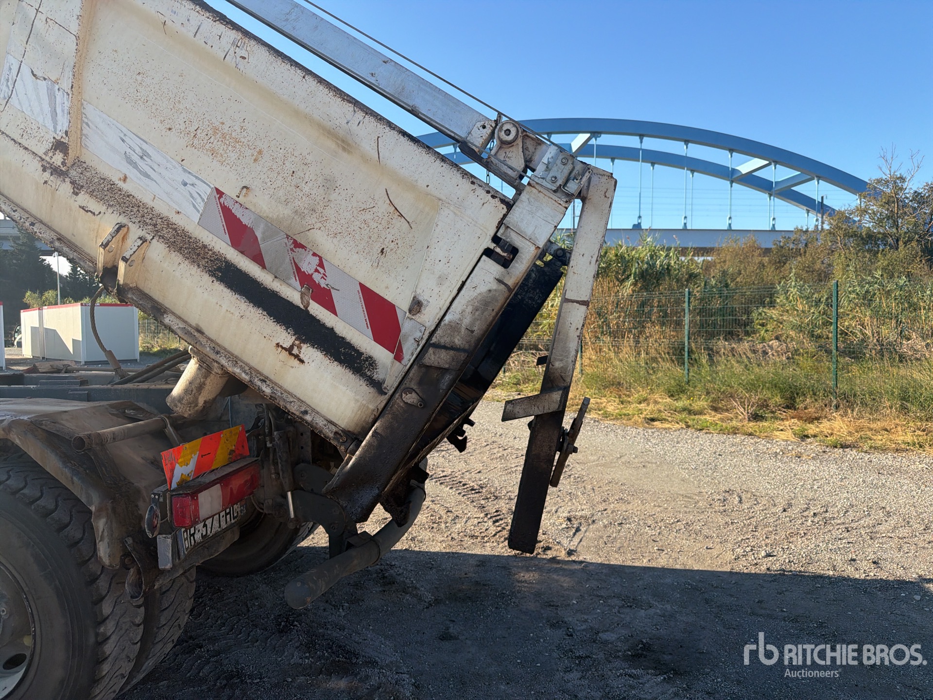 2011 Renault KERAX460DXI