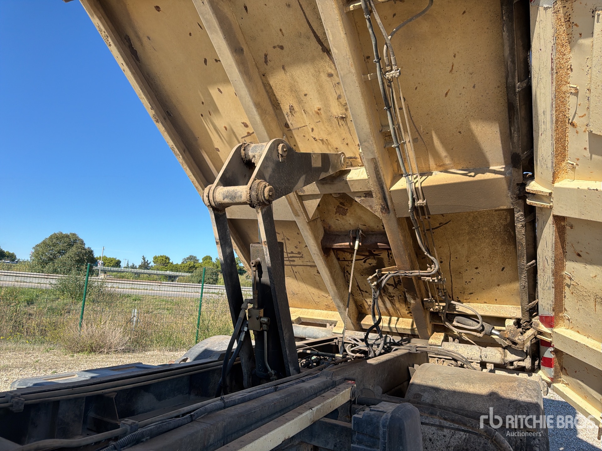 2006 Mercedes-Benz AXOR1828