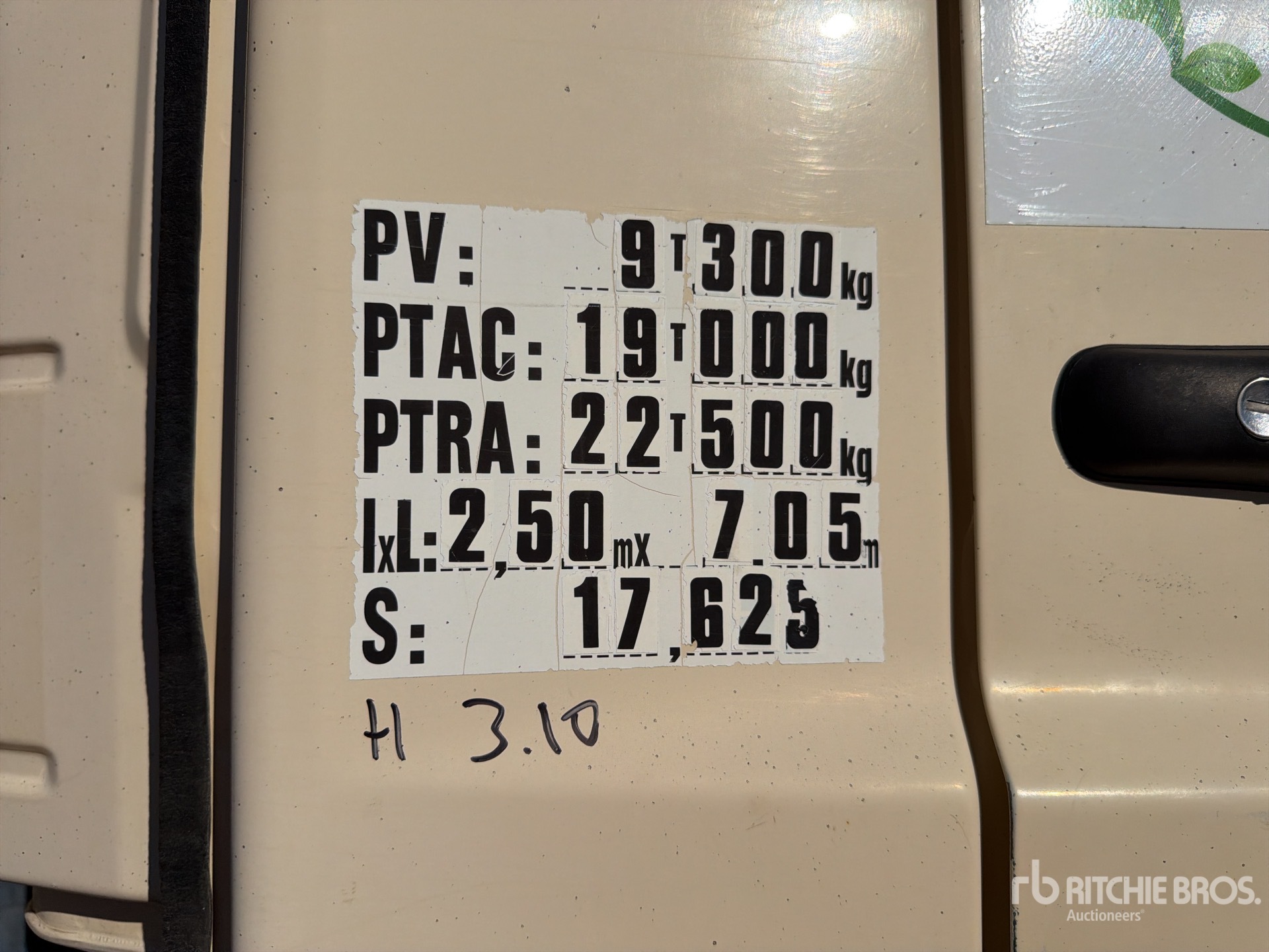2006 Mercedes-Benz AXOR1828