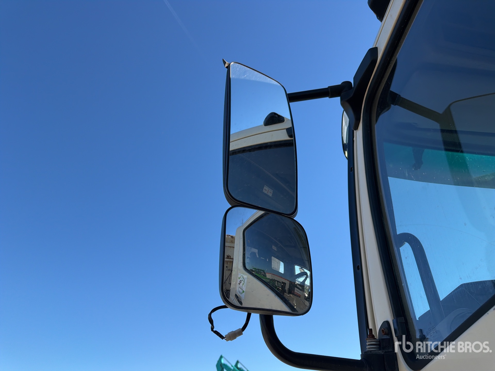 2006 Mercedes-Benz AXOR1828
