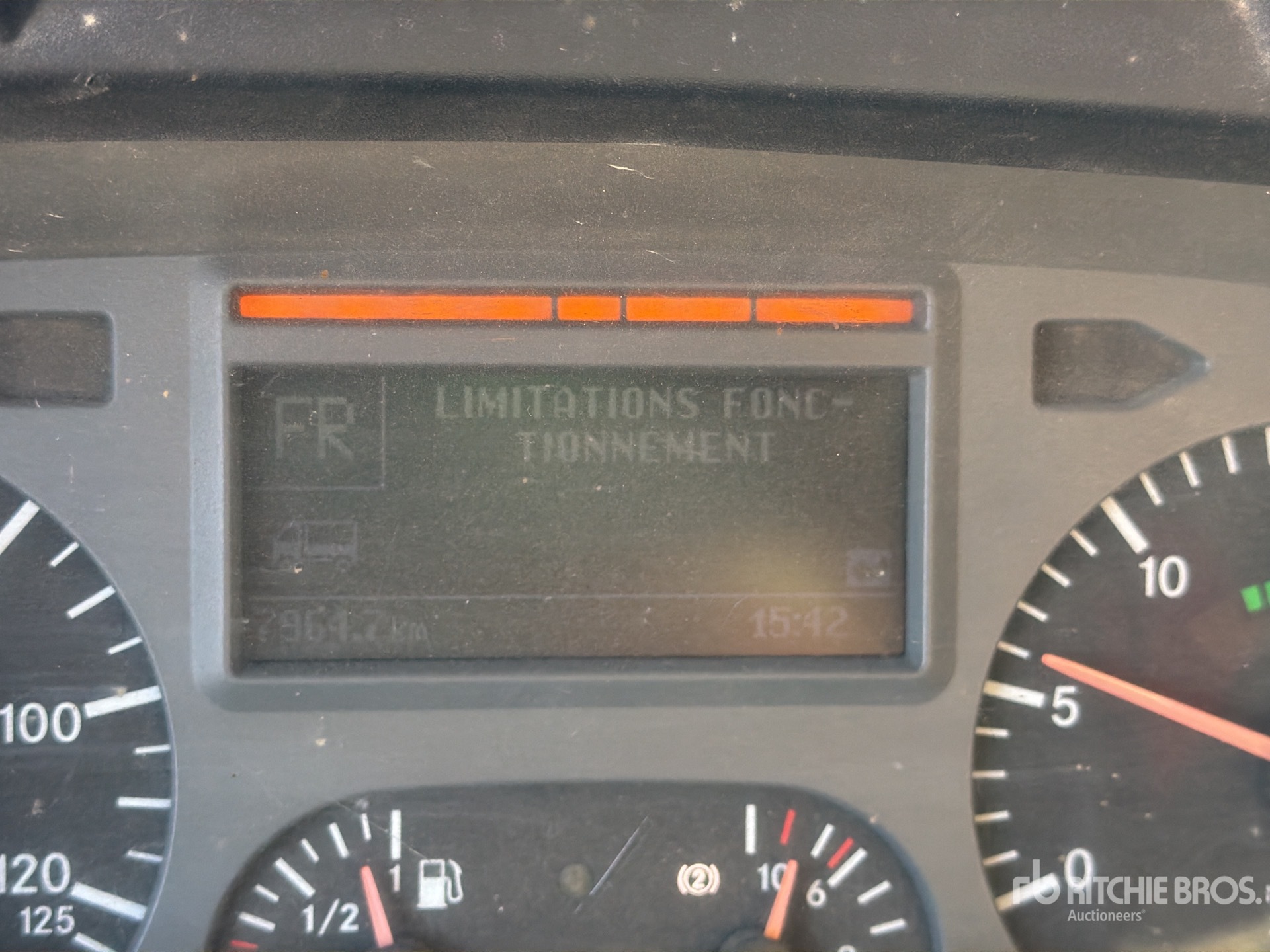 2006 Mercedes-Benz AXOR1828