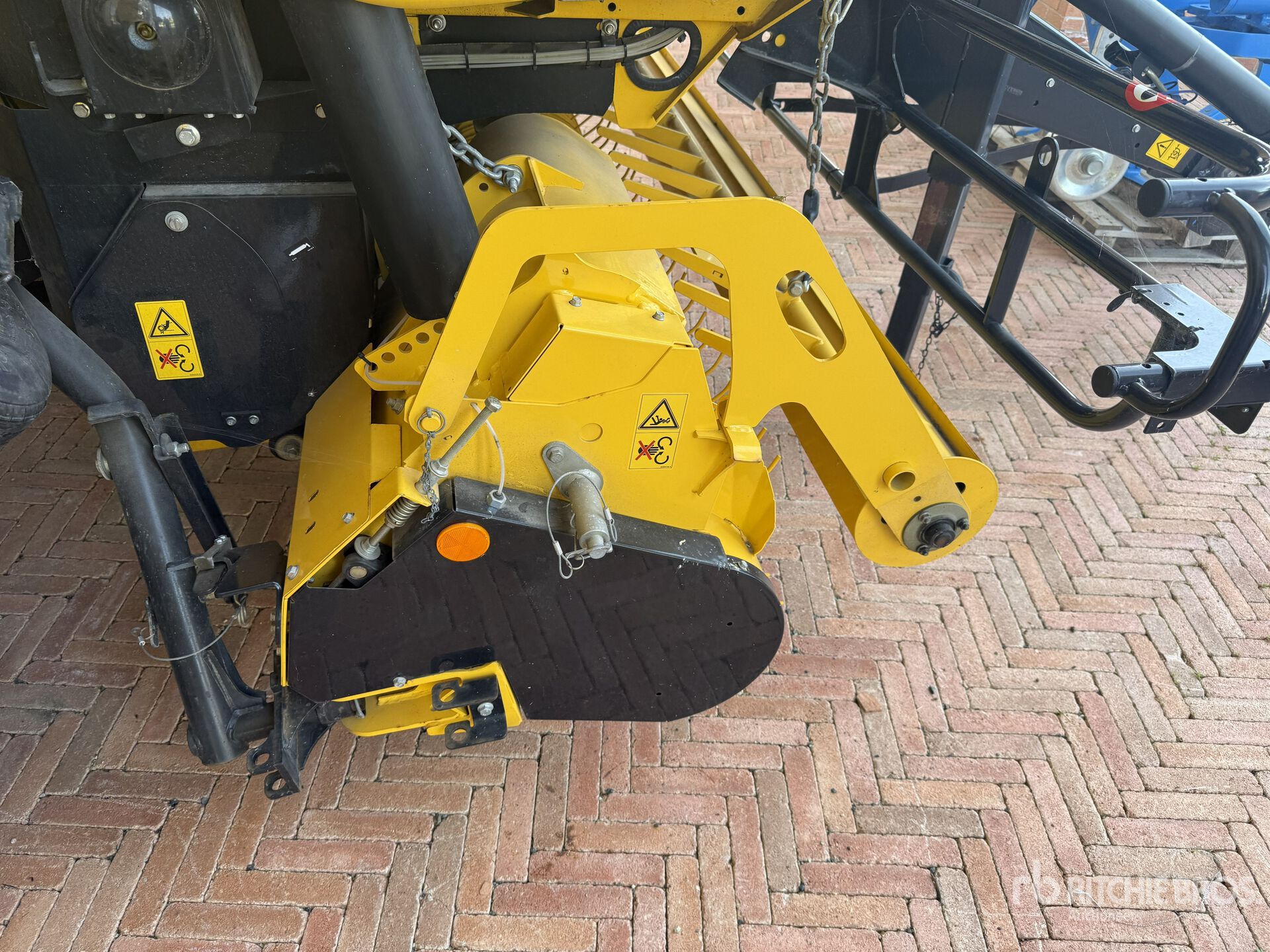 2024 New Holland ROLLBELT 180 SU