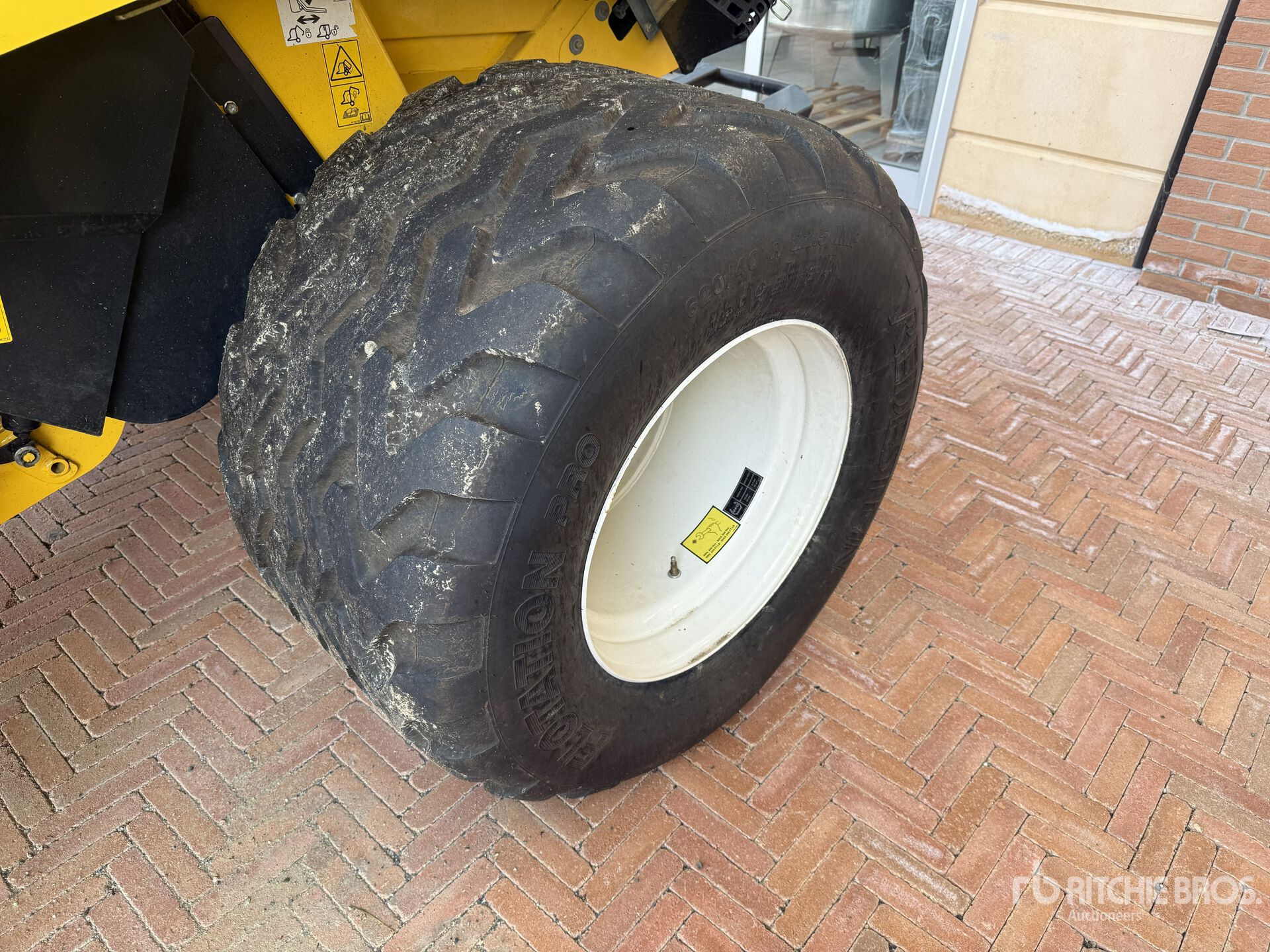 2023 New Holland PRO BELT 165
