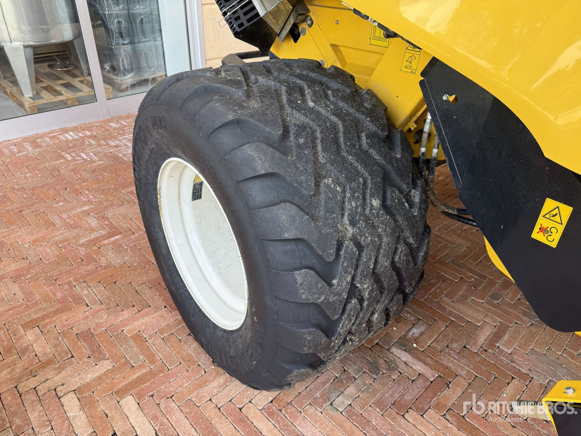 2023 New Holland PRO BELT 165
