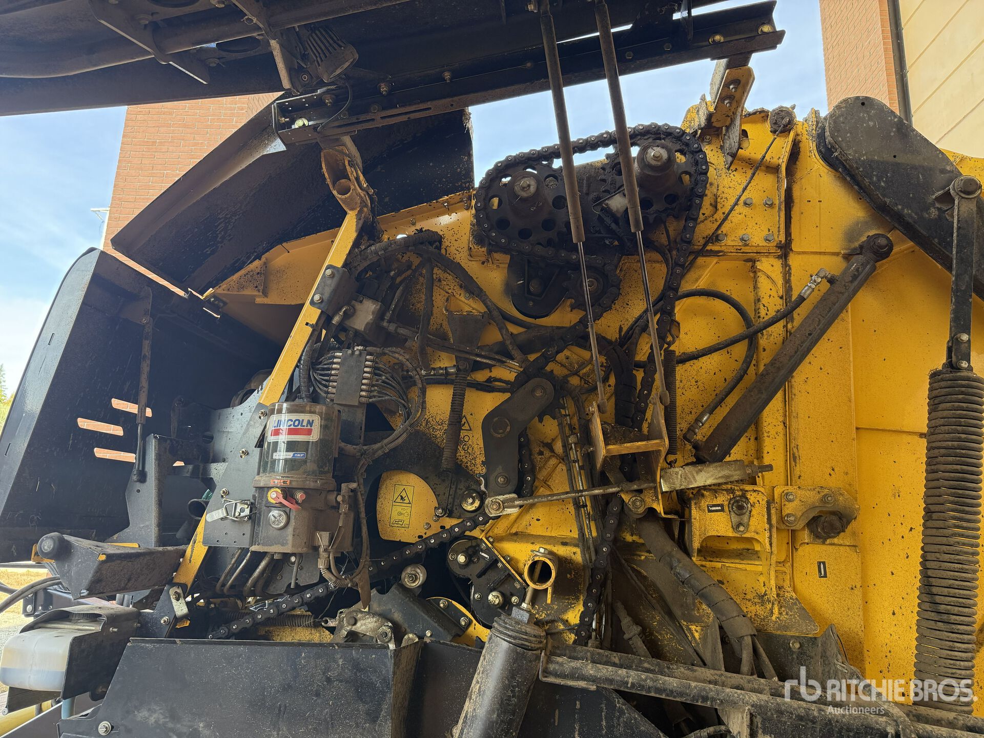 2023 New Holland PRO BELT 165
