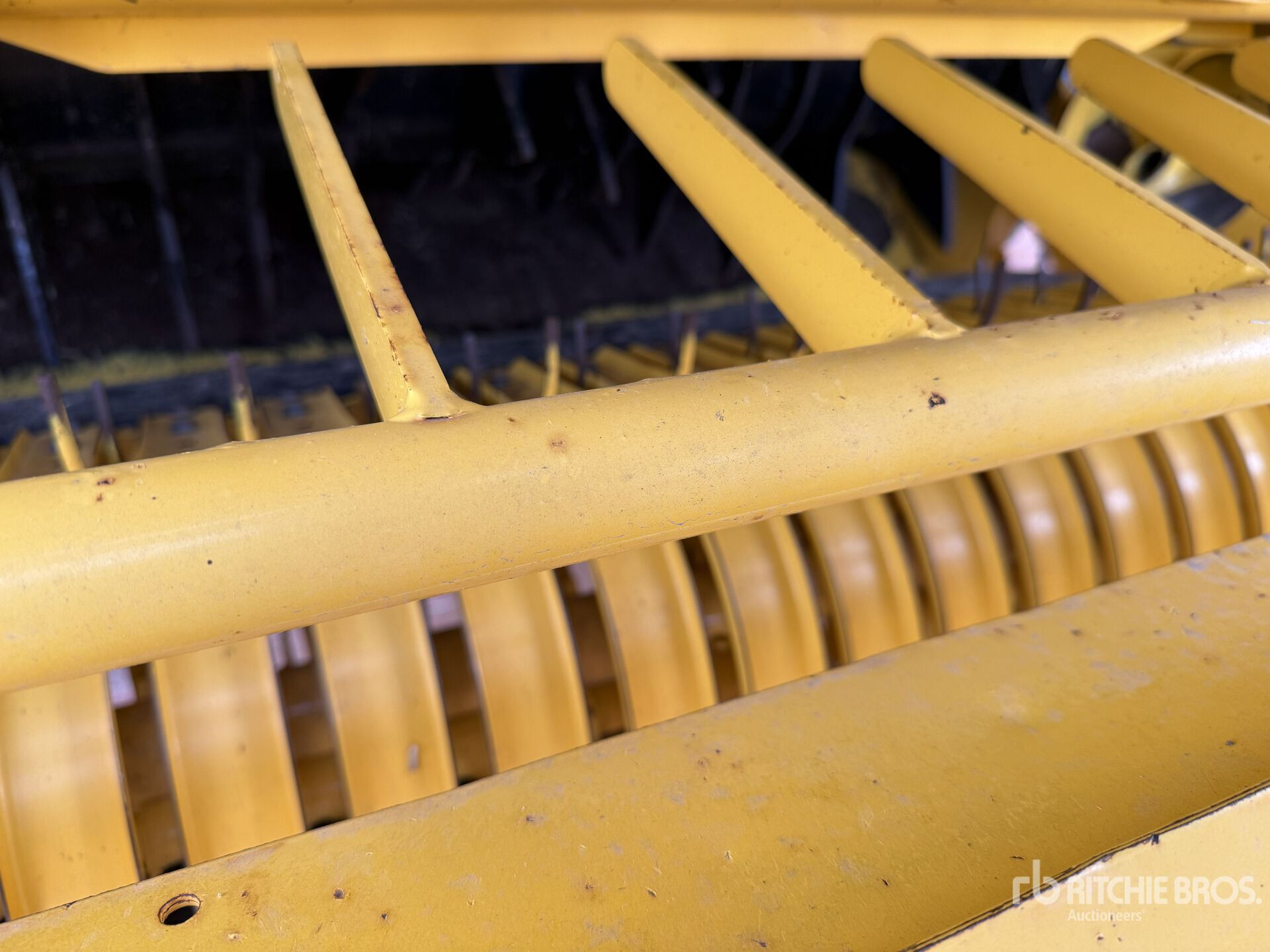 2023 New Holland PRO BELT 165