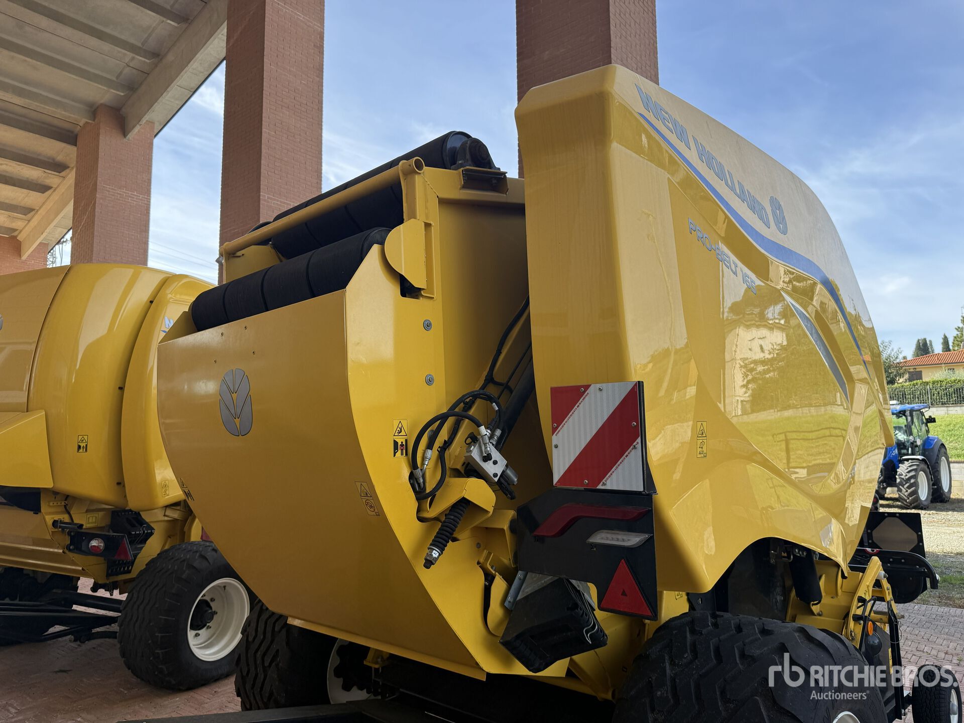 2023 New Holland PRO BELT 165