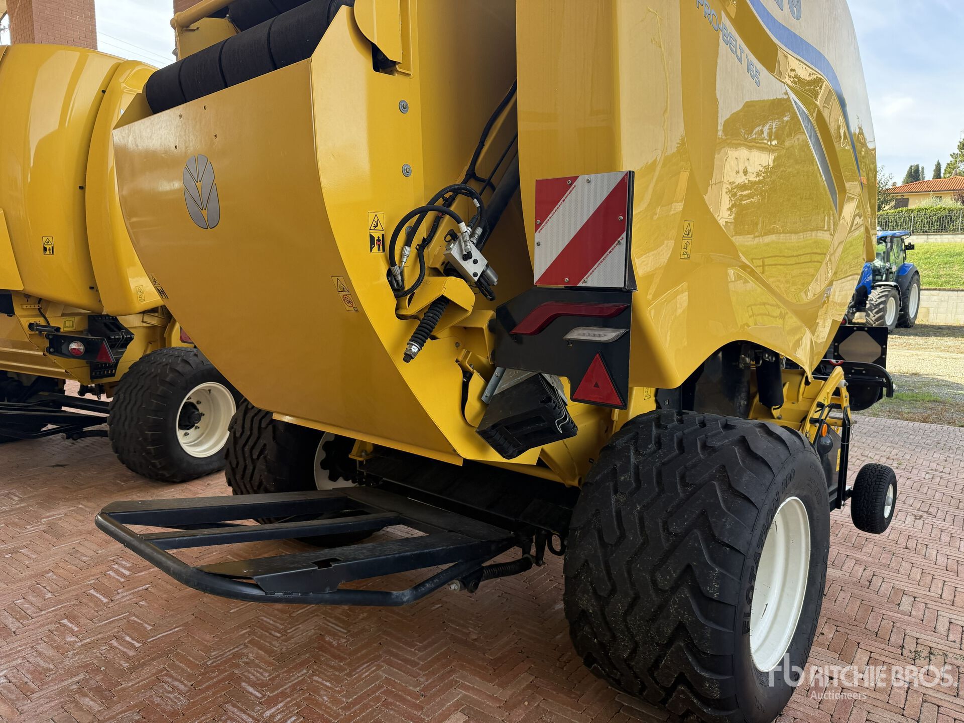 2023 New Holland PRO BELT 165