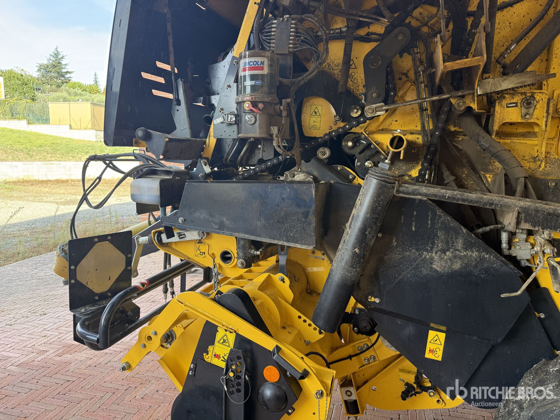 2023 New Holland PRO BELT 165