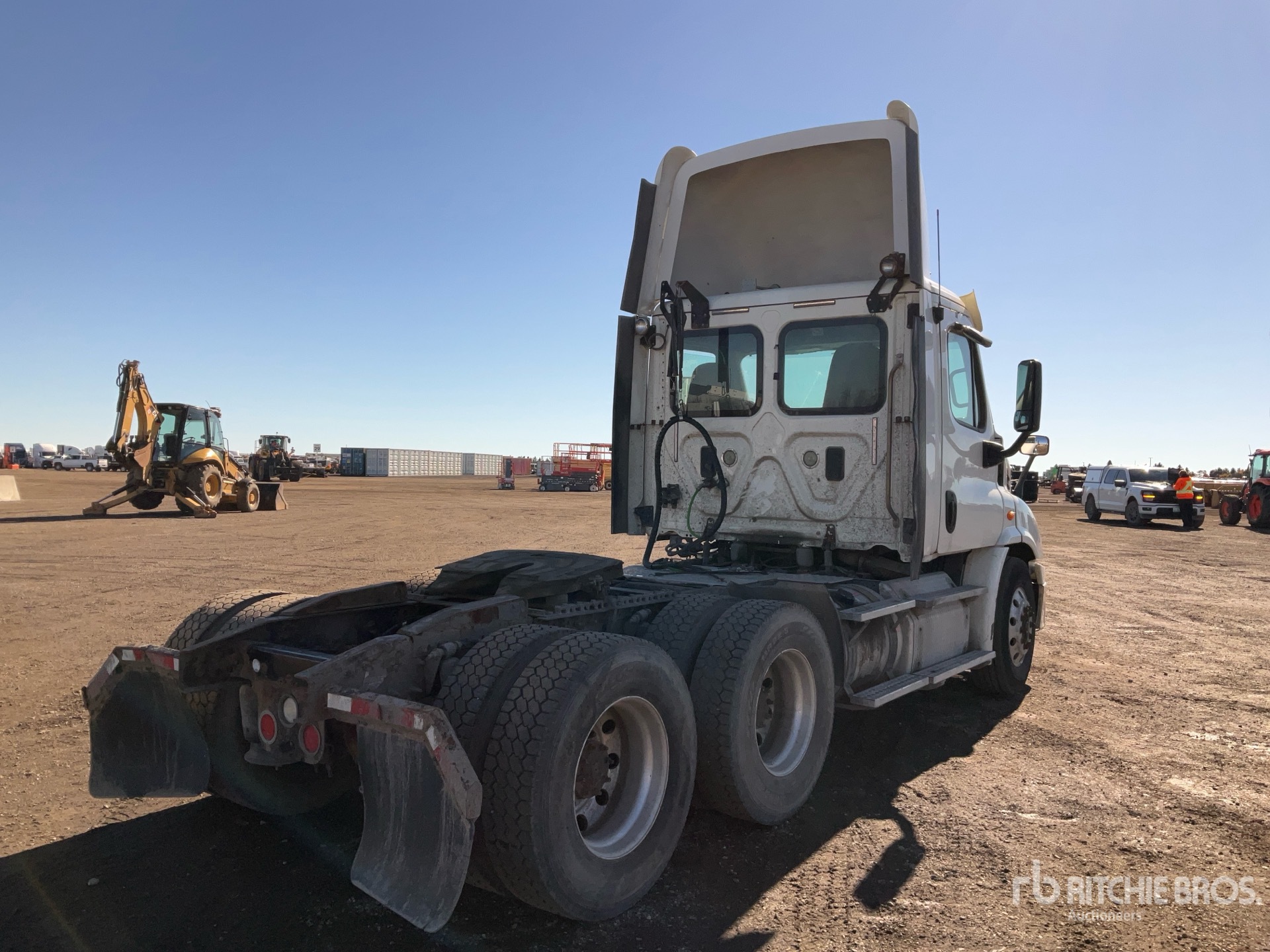 2017 Freightliner CASCADIA 113