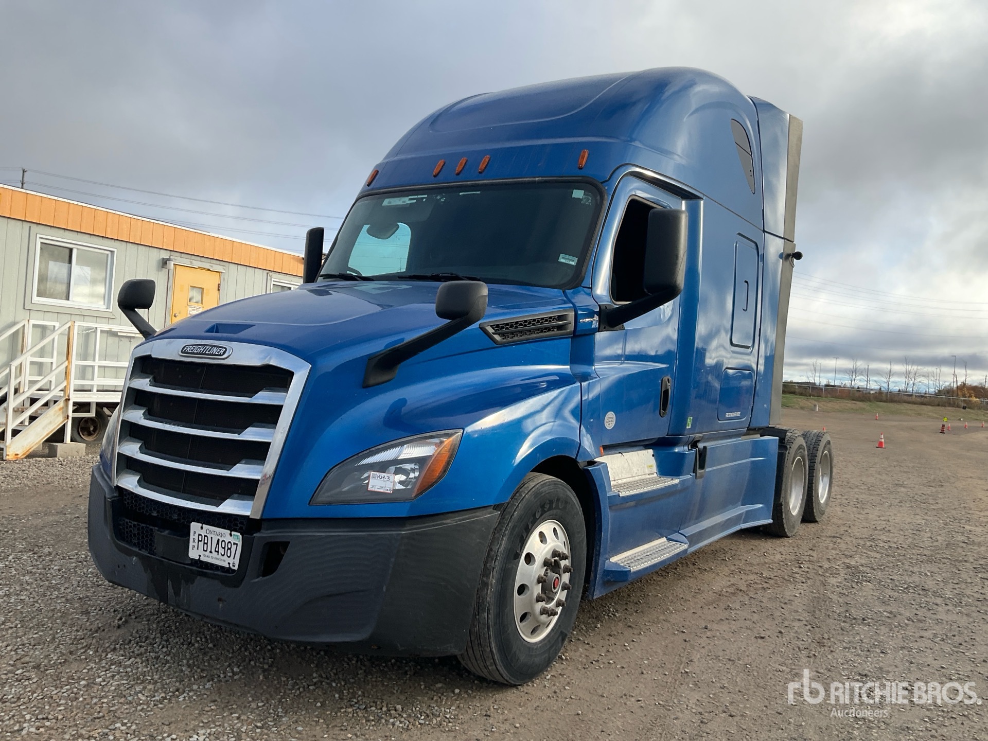 2019 Freightliner CASCADIA 126