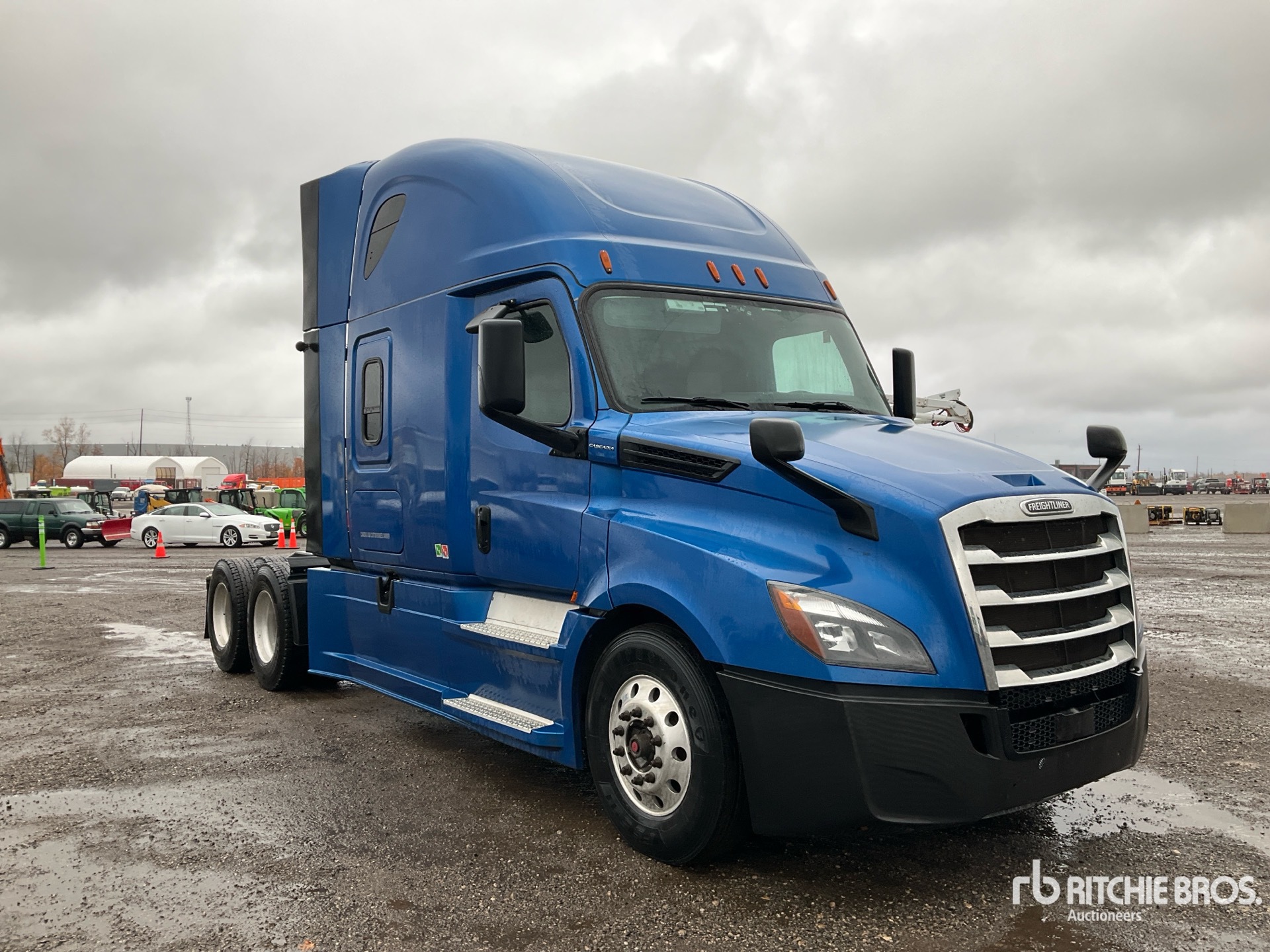 2019 Freightliner CASCADIA 126