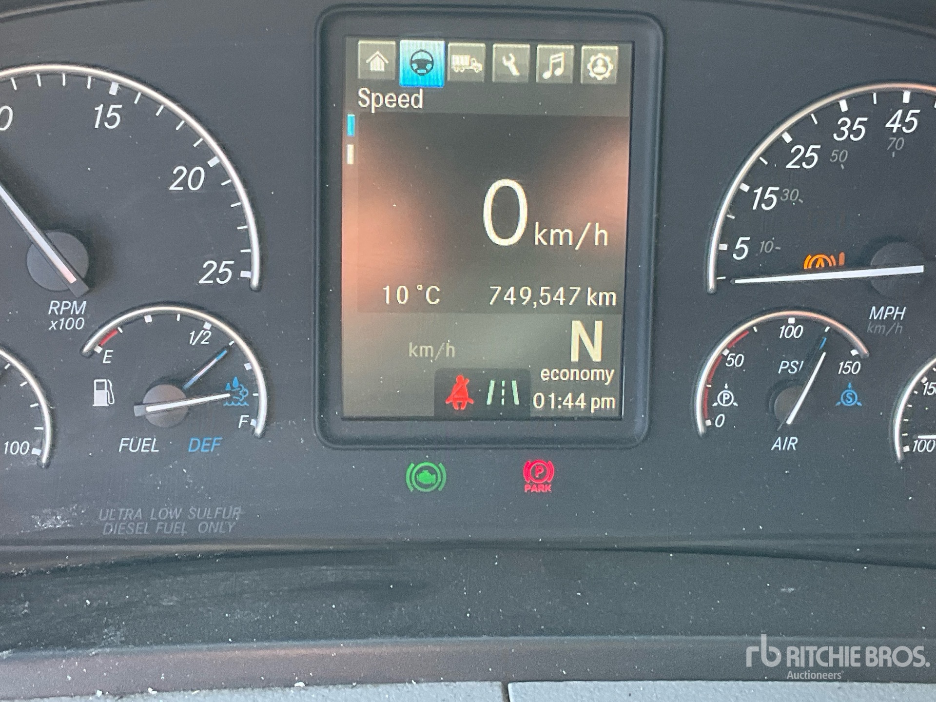 2019 Freightliner CASCADIA 126
