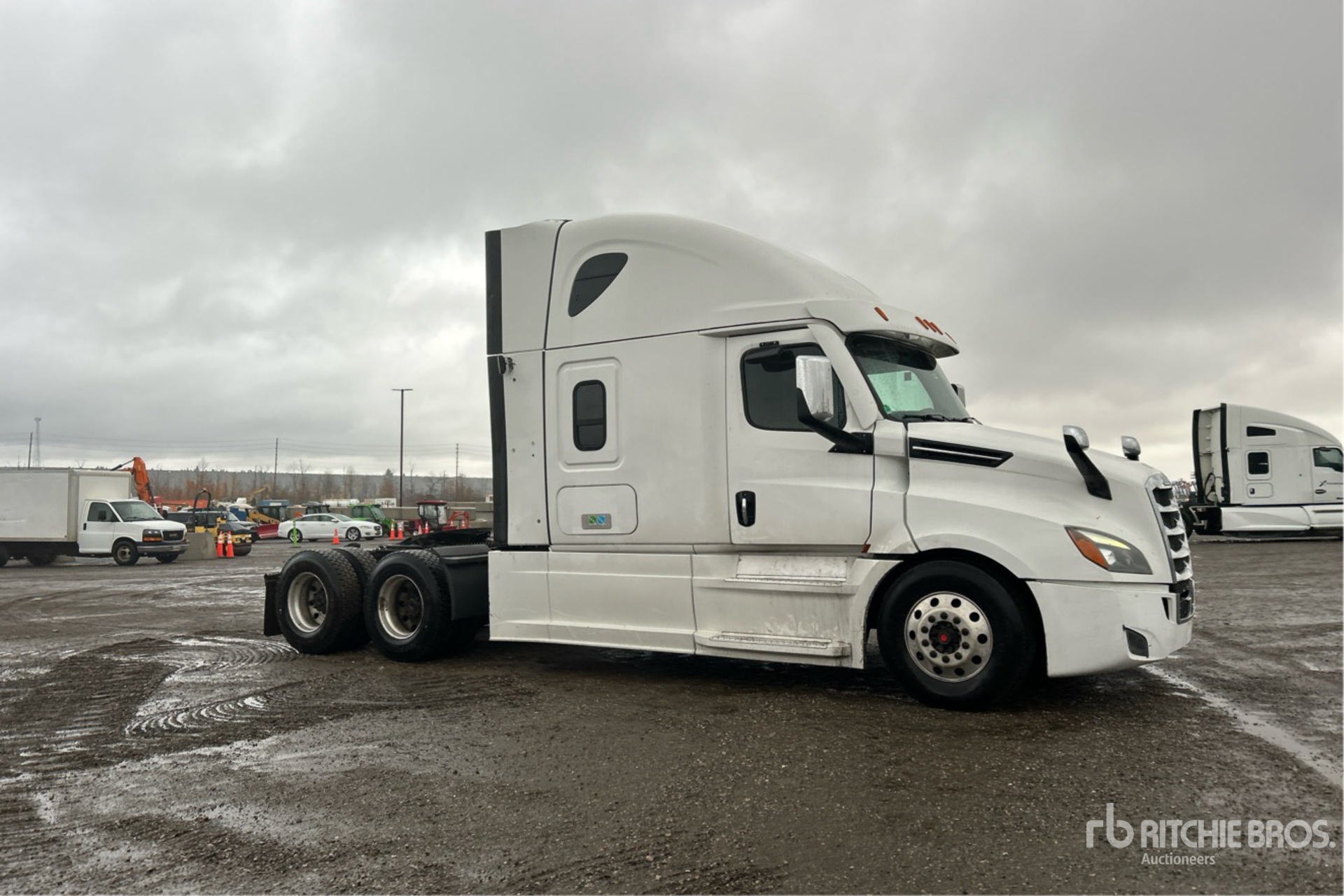 2022 Freightliner CASCADIA 126