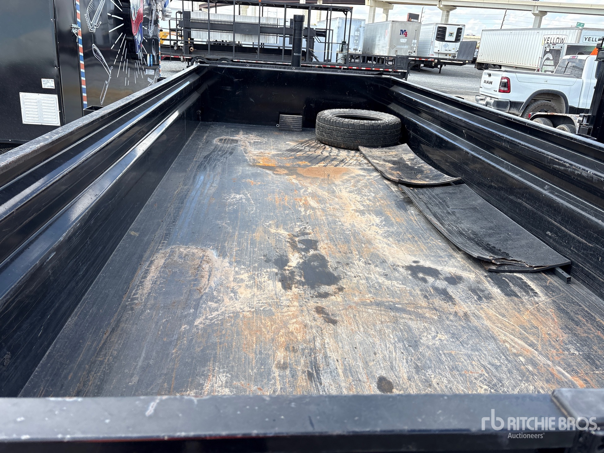 2025 Pj Trailers DT162