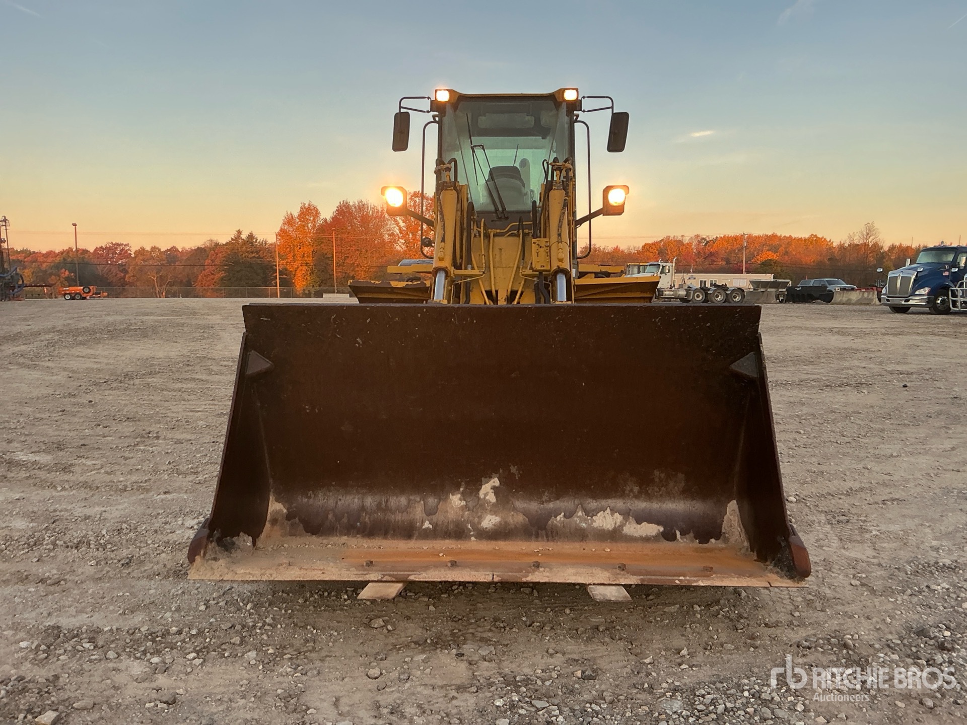 2009 Caterpillar IT38H