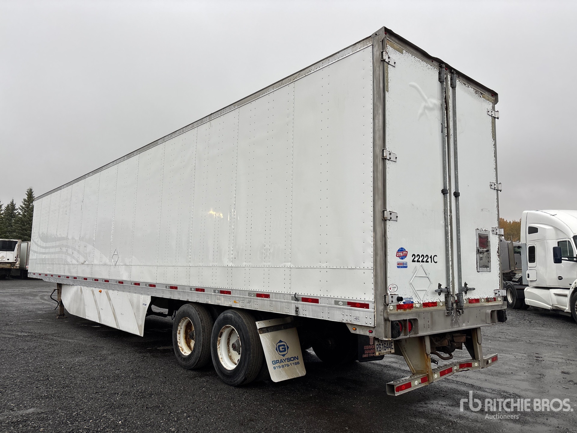 2016 Utility 53 FT T/A