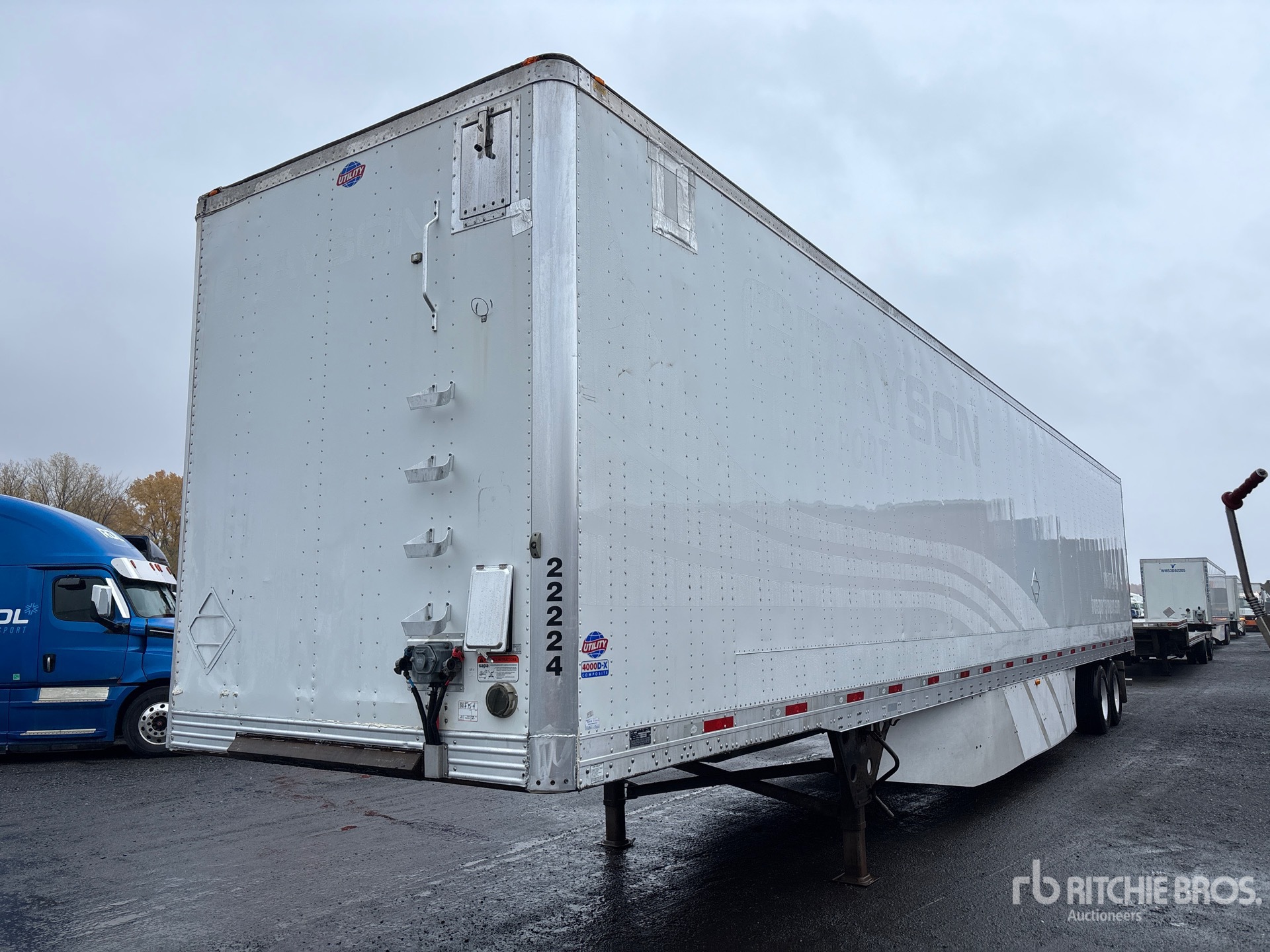 2016 Utility 53 FT T/A