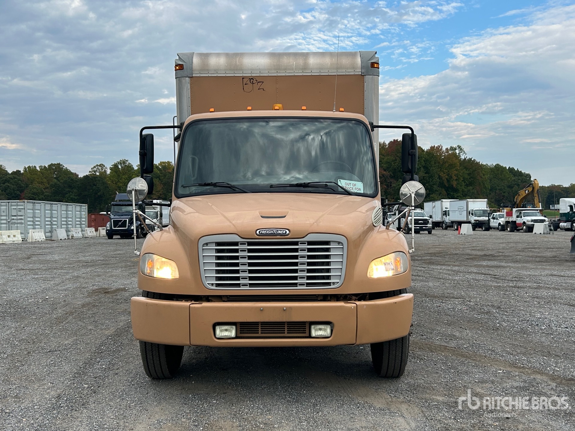 2010 Freightliner M2 106