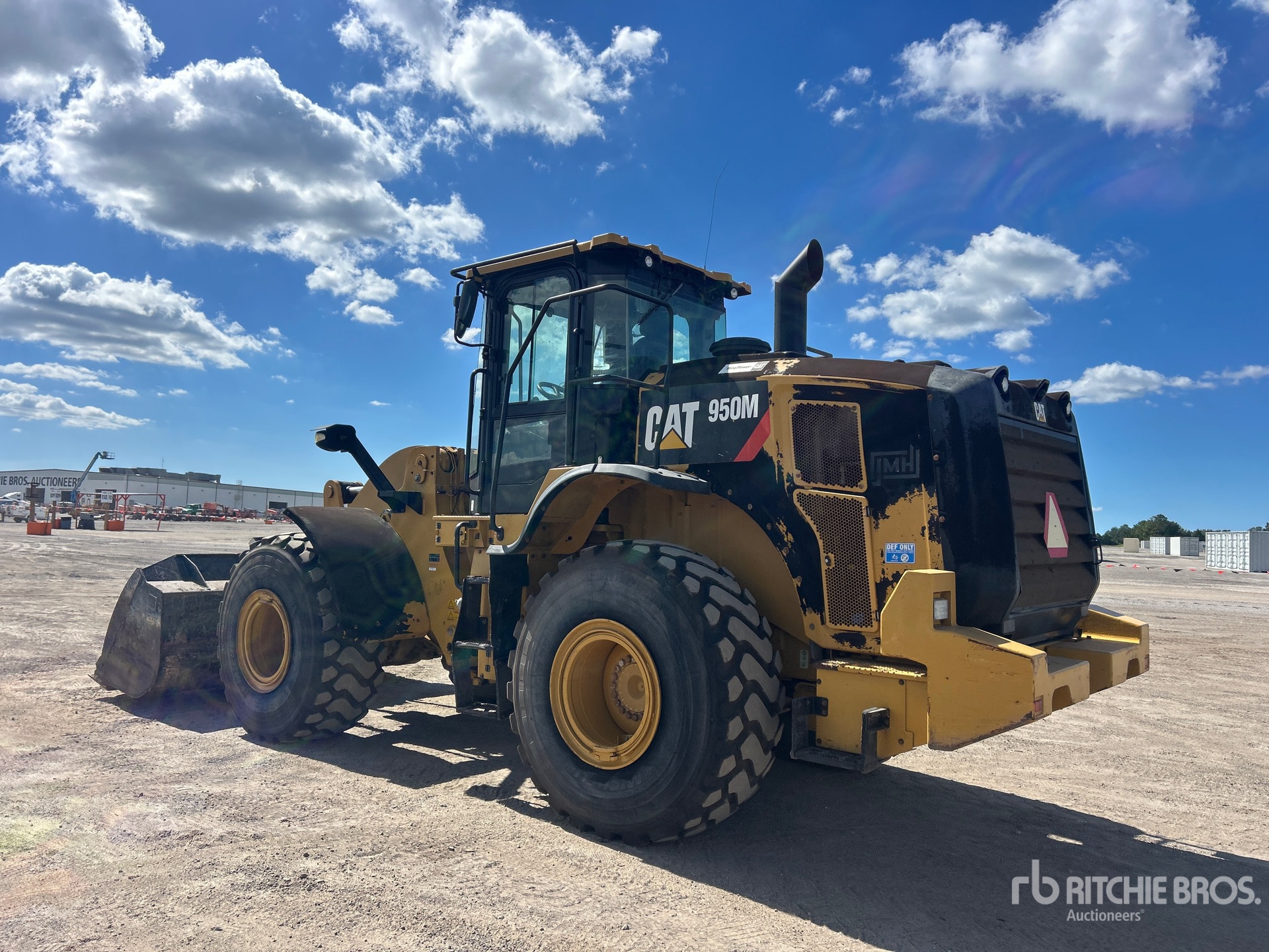 2019 Caterpillar 950M