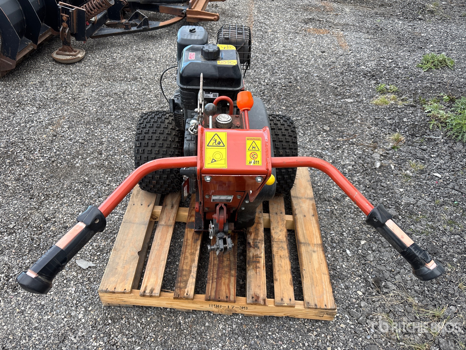 2016 Ditch Witch 100SX